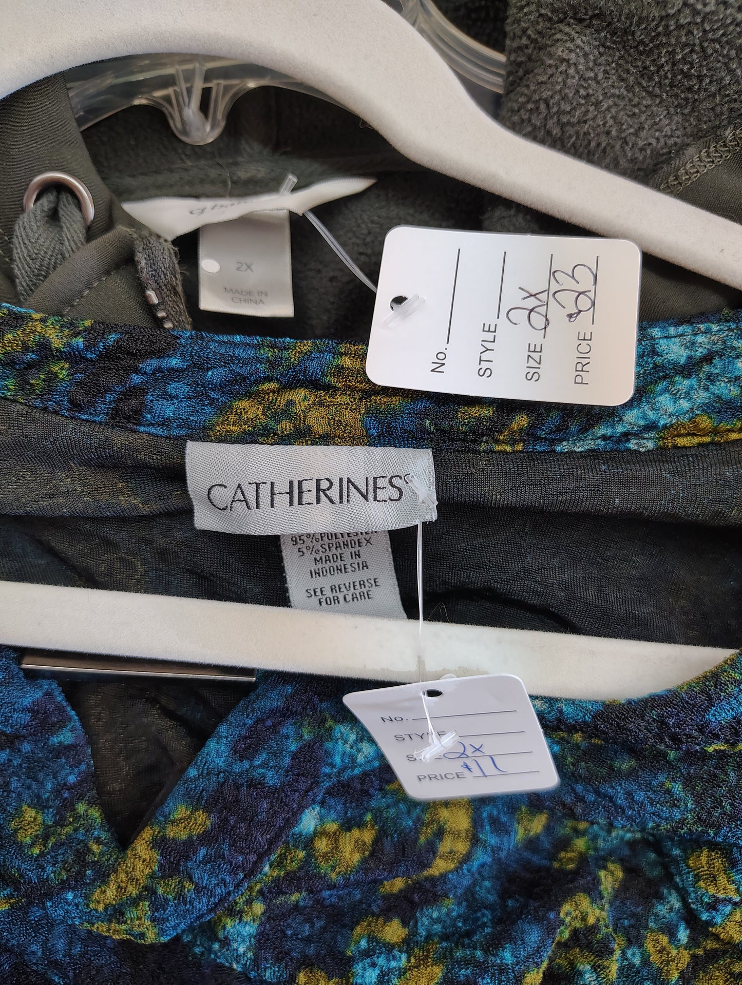 Catherines argyle print fall top size 2x