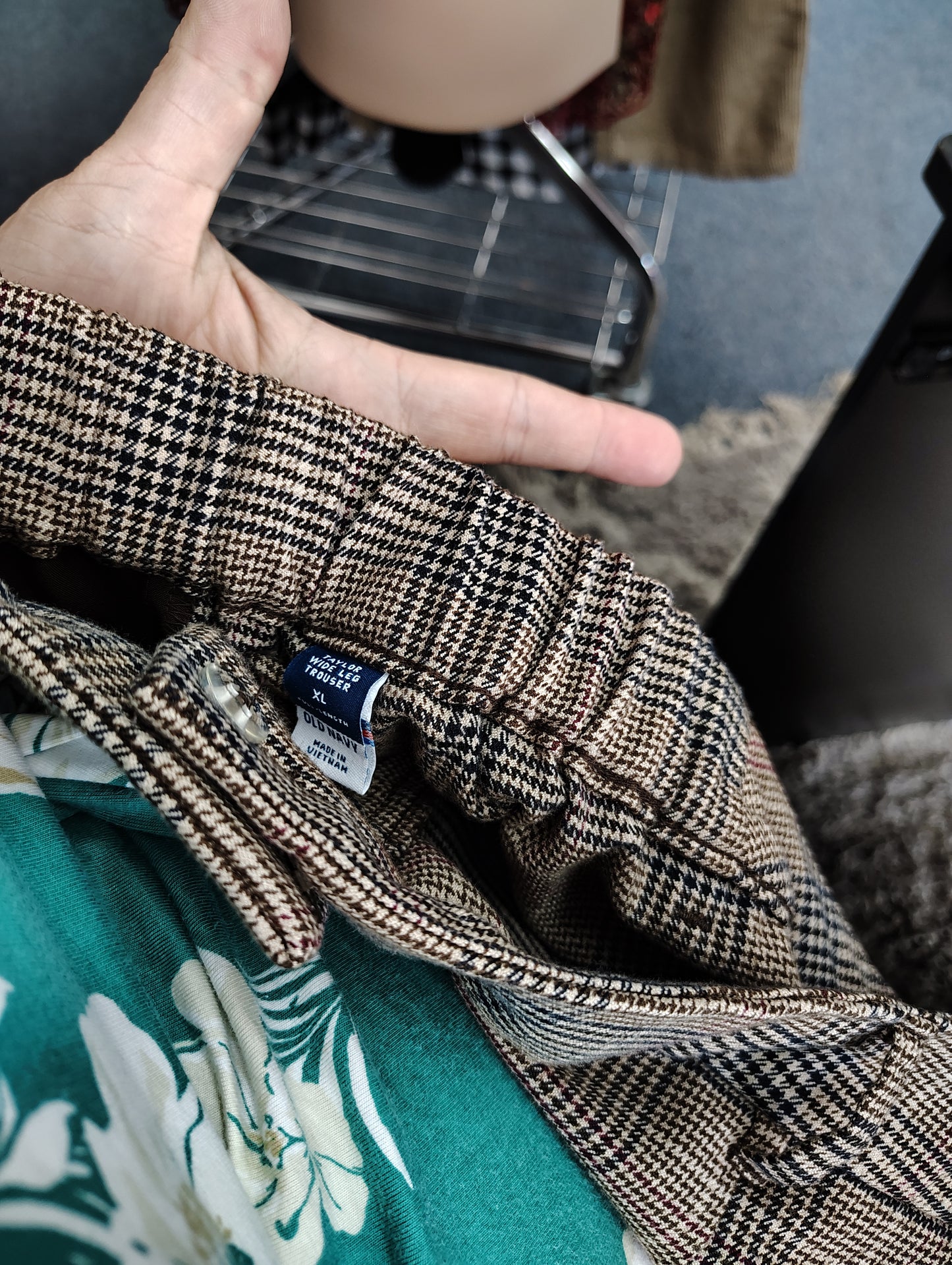 Old Navy Taylor wide leg plaid trouser dress pants 16 xl