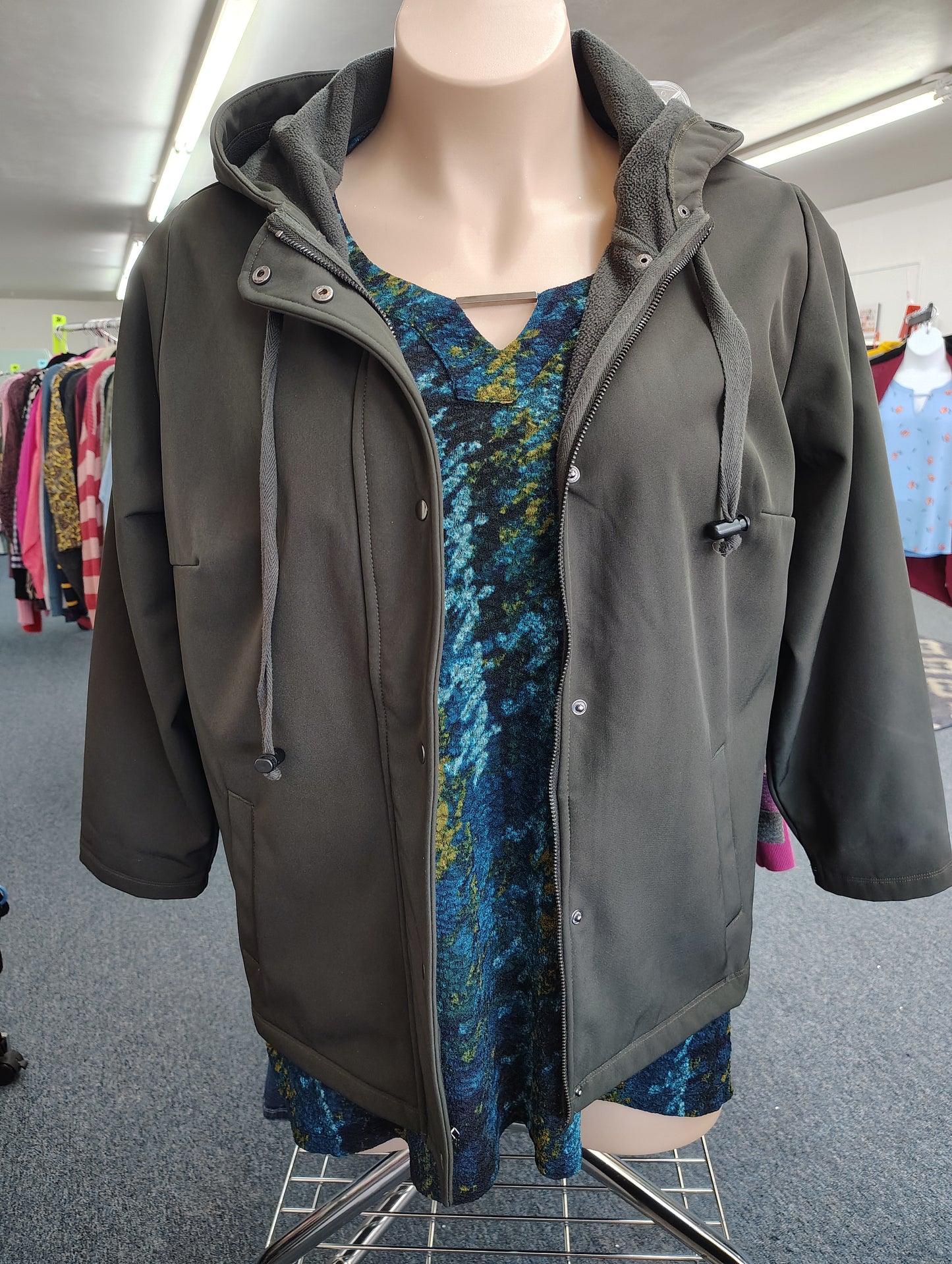 CJ Banks olive green lightweight jacket size 2x