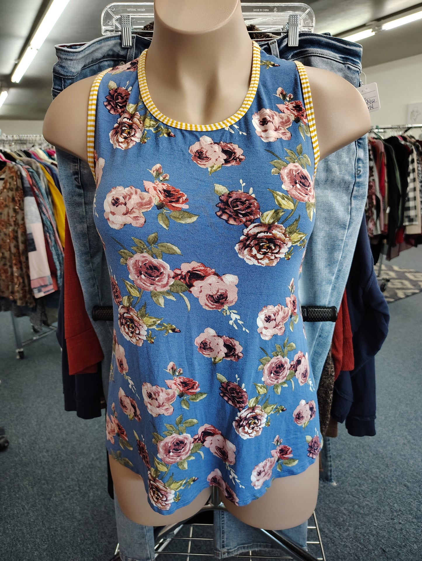 E Luna floral tank top size 3x