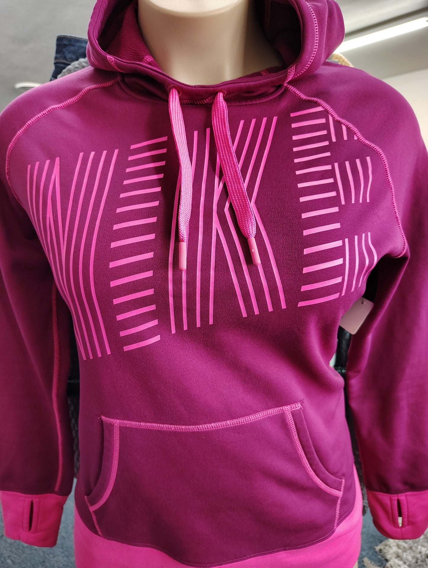 Nike Therma-Fit pink hoodie size xl