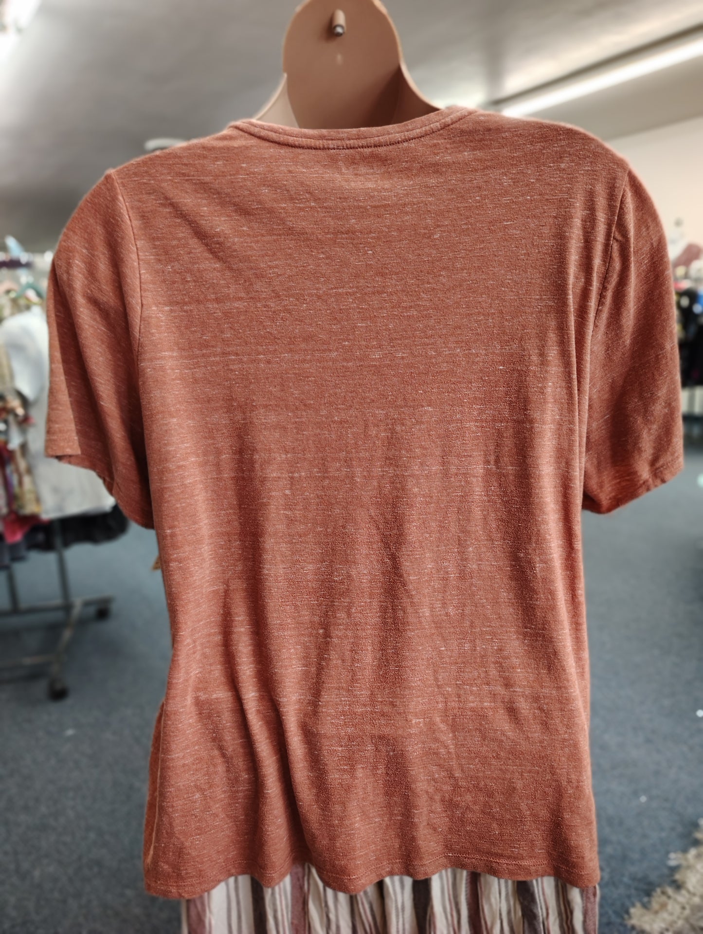 Catherines salmon colored tee with astrology pattern size 1x