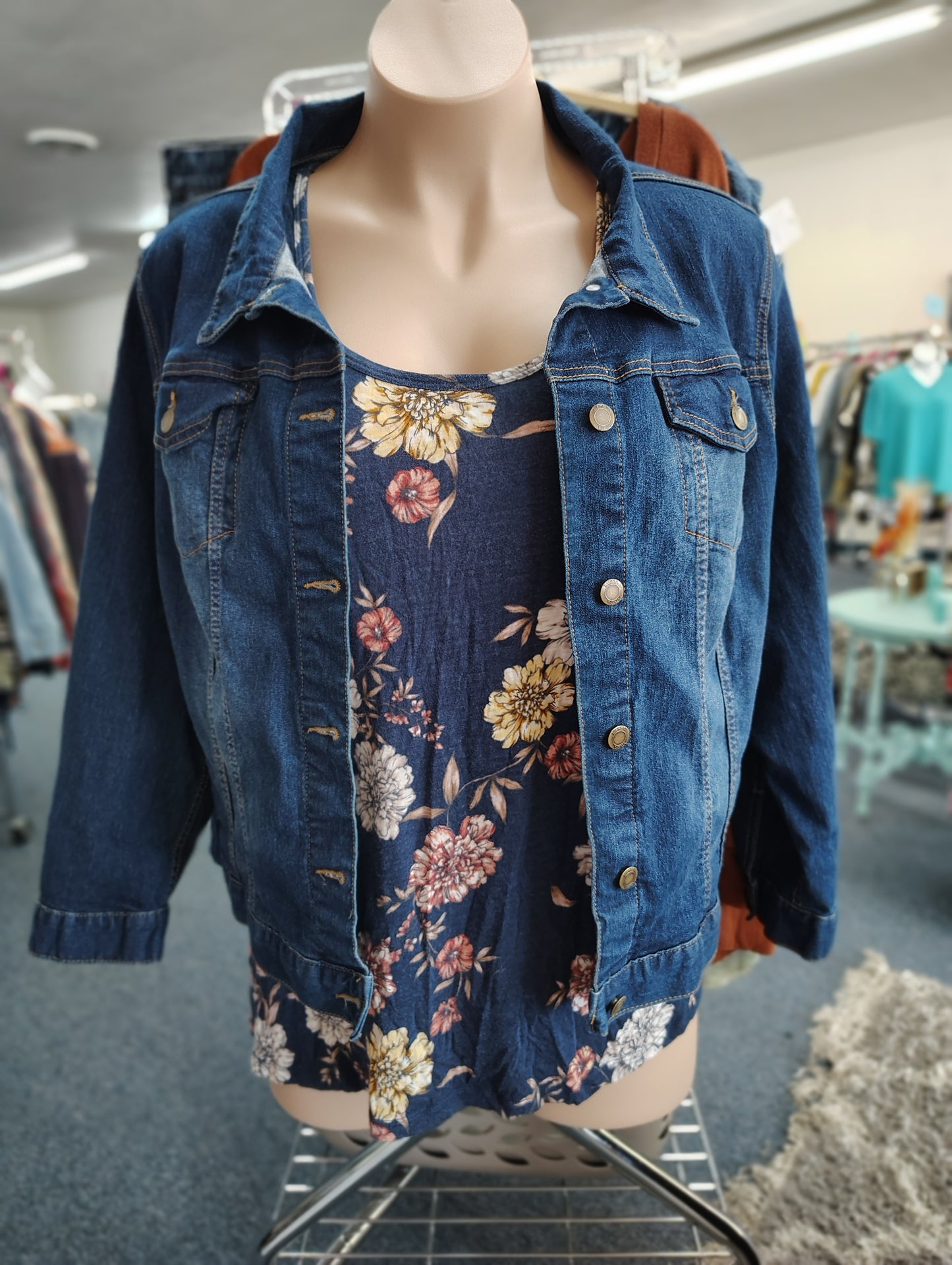Woman Within denim jacket size 26W 4x