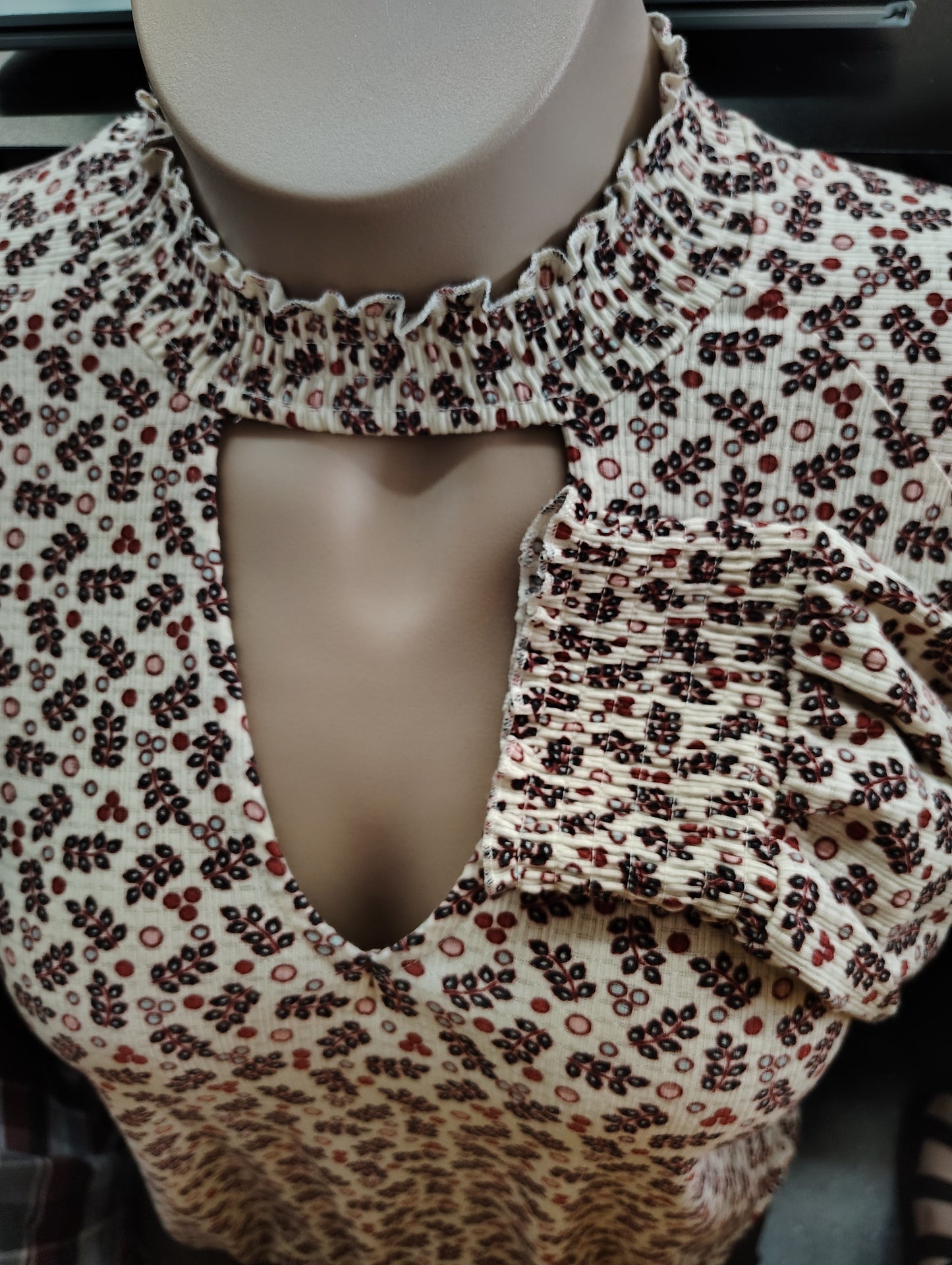 Torrid long sleeve floral top size 2x
