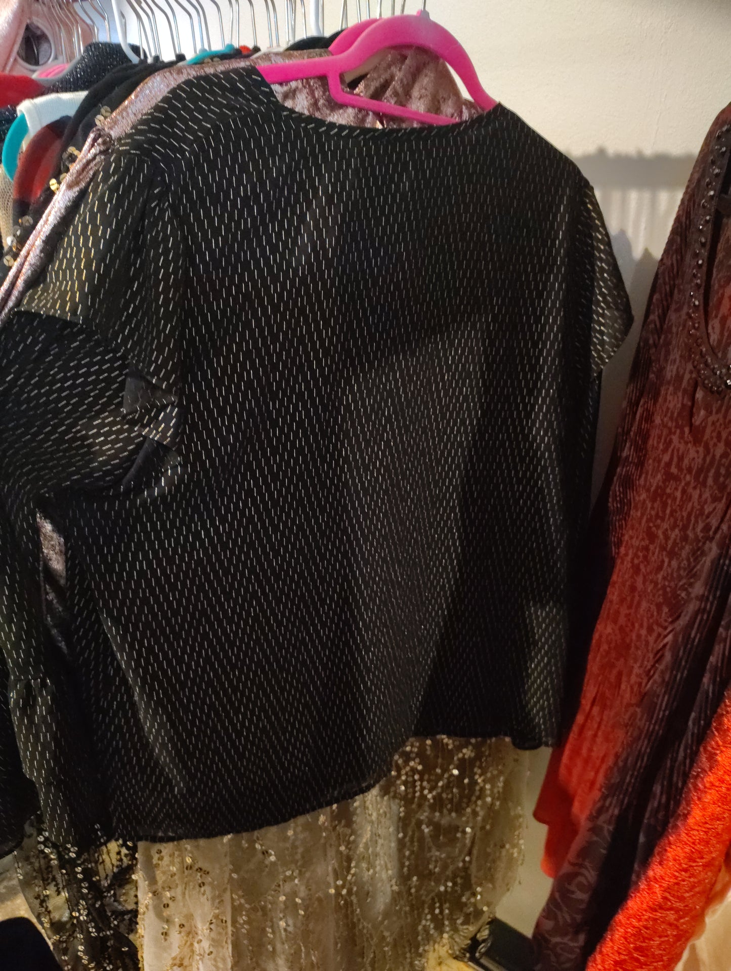 a new day black and gold flecked dressy top size XXL