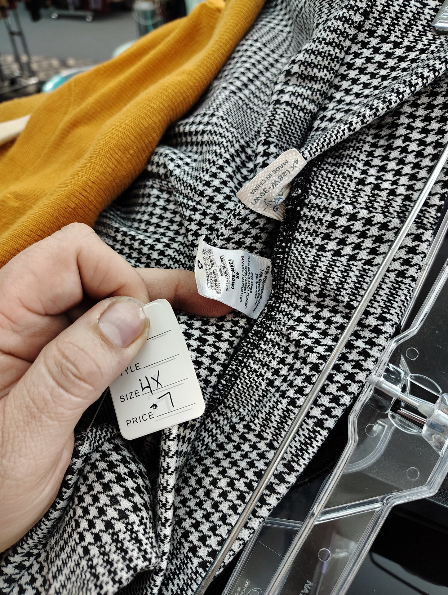 Terra & Sky pull on plaid dress pants size 4x