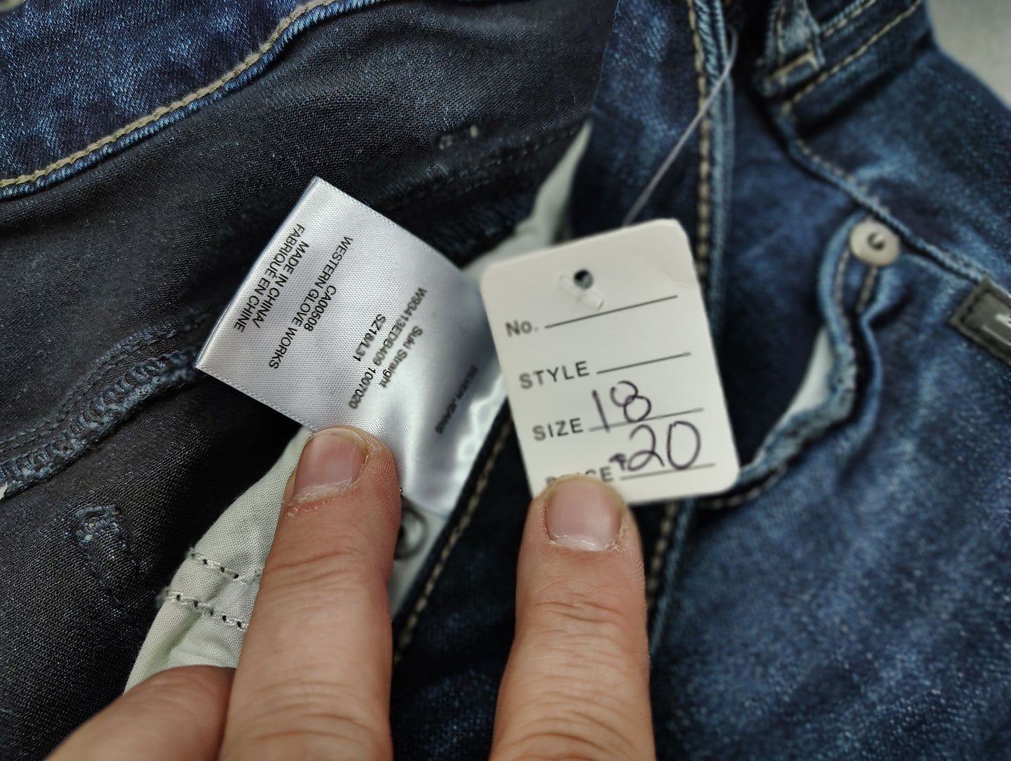 Silver denim jeans Suki straight style size 18