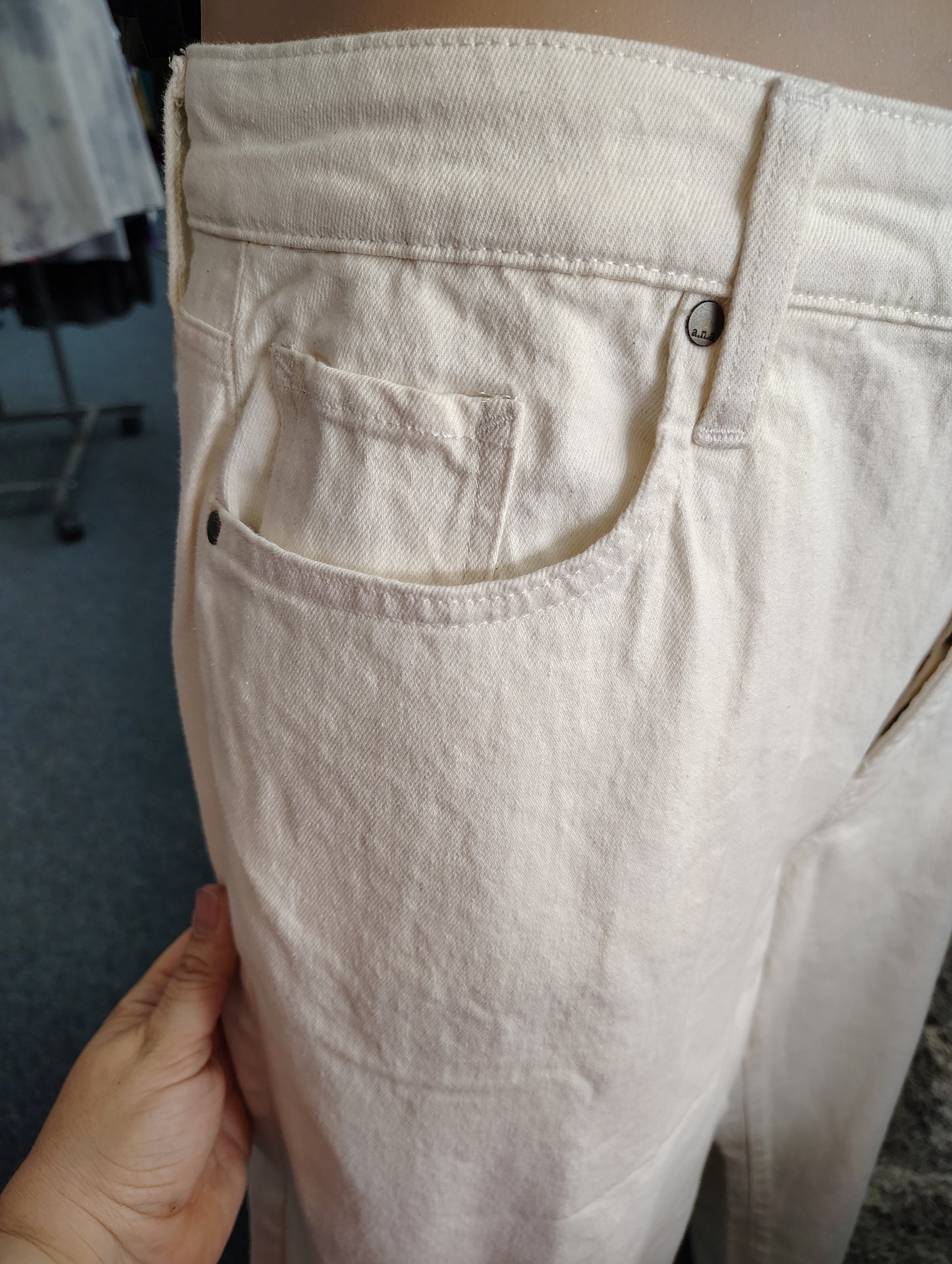 a.n.a. off white NWT jeans highest rise vintage straight size 18W