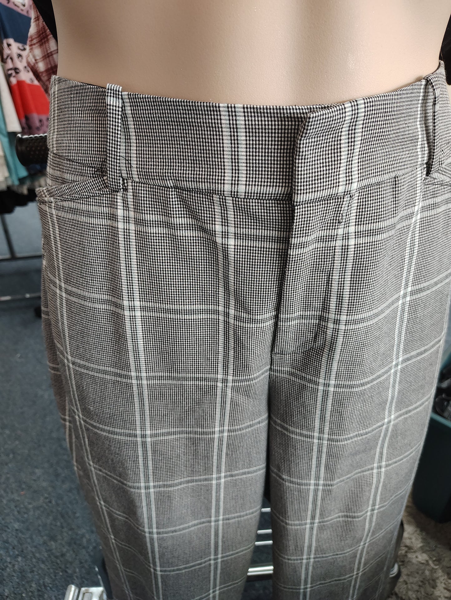Ava & Viv plaid straight leg dress pants size 16w