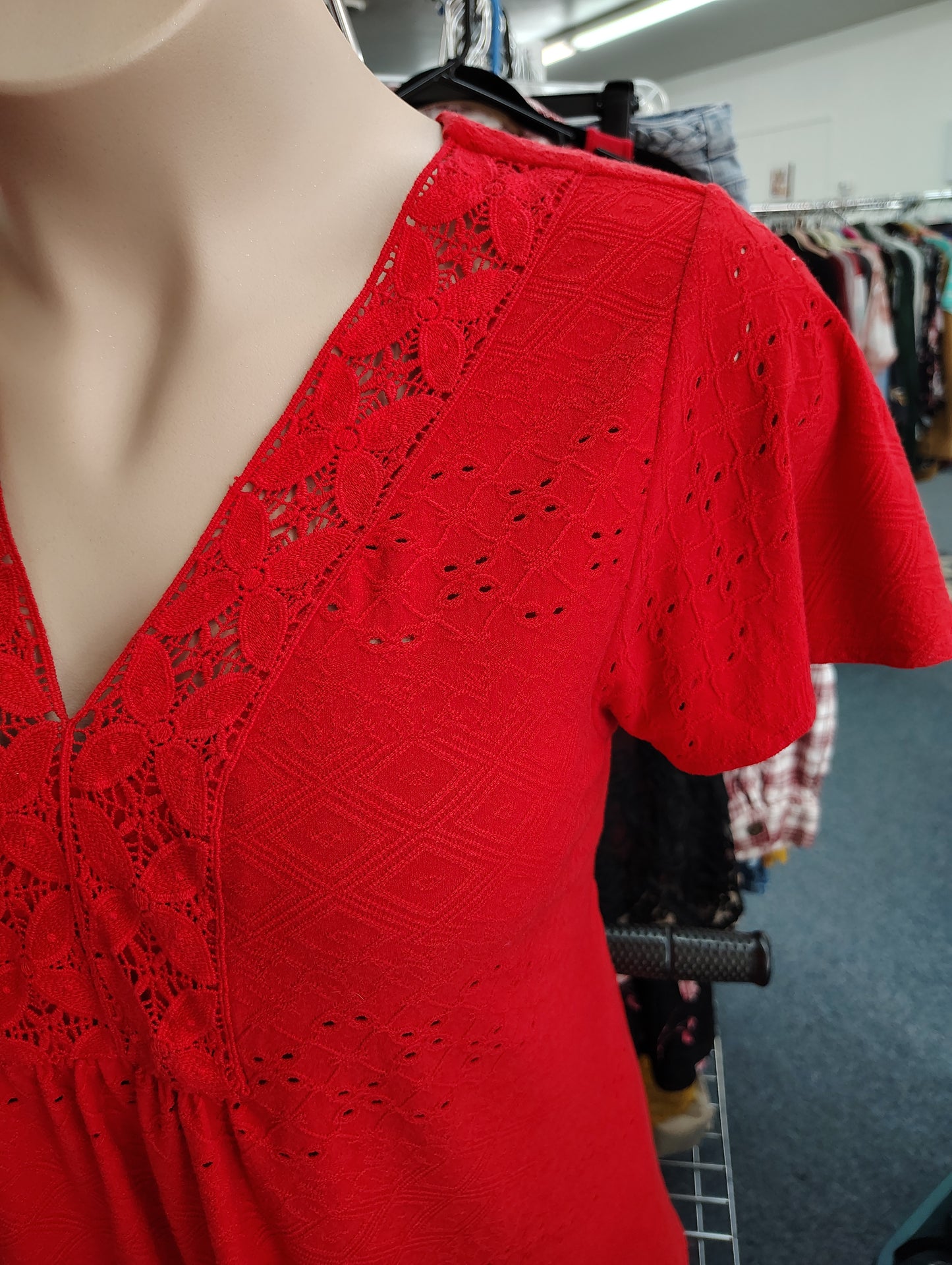 Cable & Gauge red NWT eyelet dress top size xl