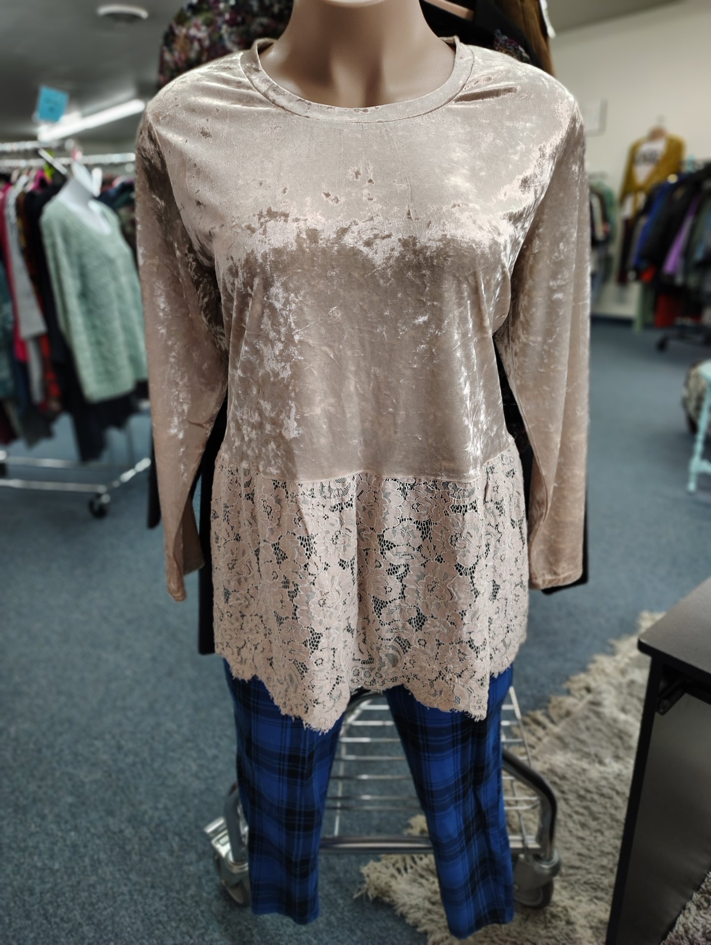 Suzanne Betro velvet and lace tunic top oversized 3x