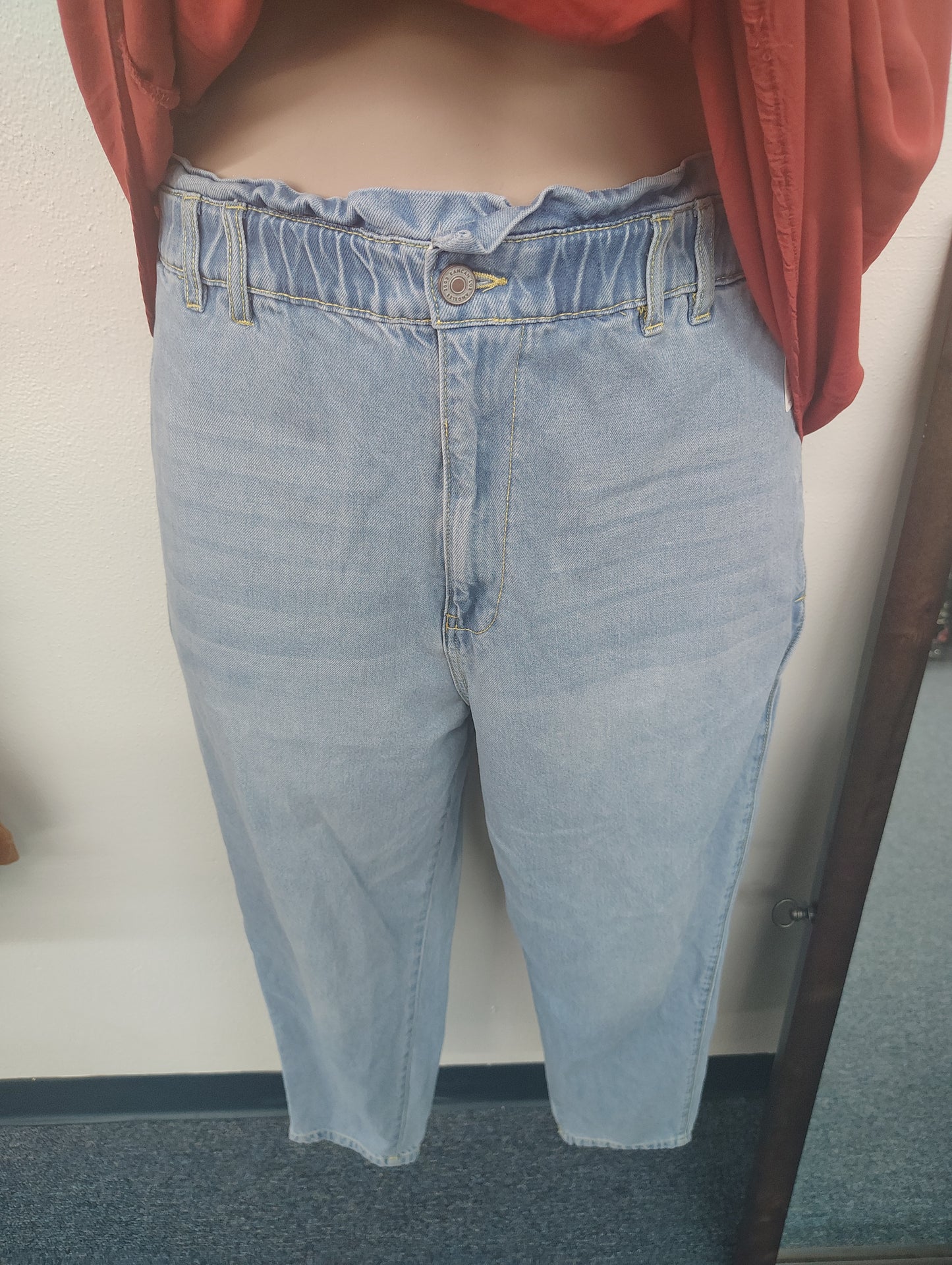 Kancan paper bag waist tapered leg jeans size 15