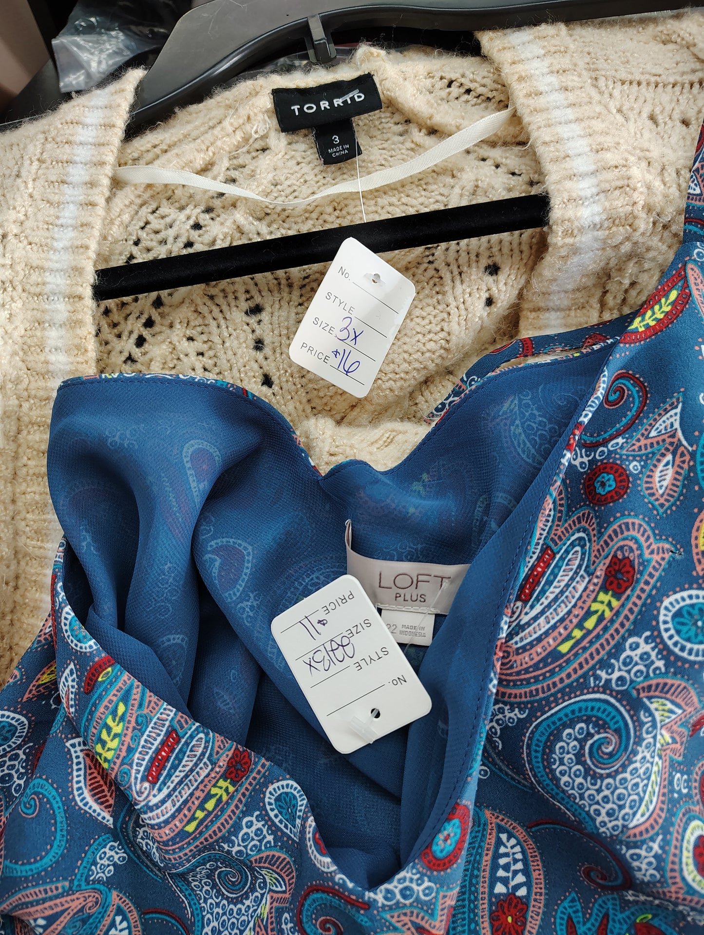 Loft Plus paisley dressy tank top size 22 3x