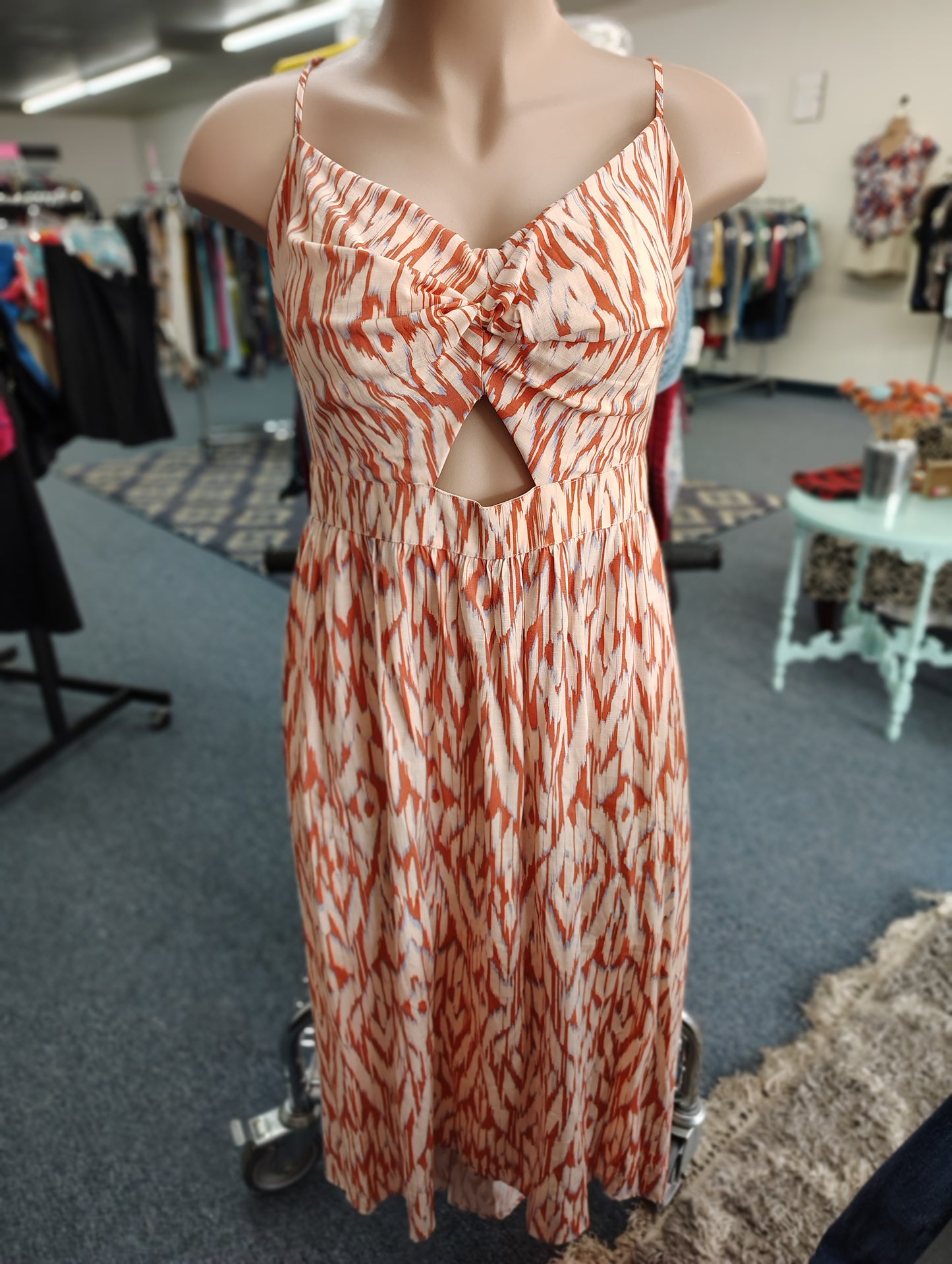 Nine West NWT lightweight maxi dress with keyhole size 4x