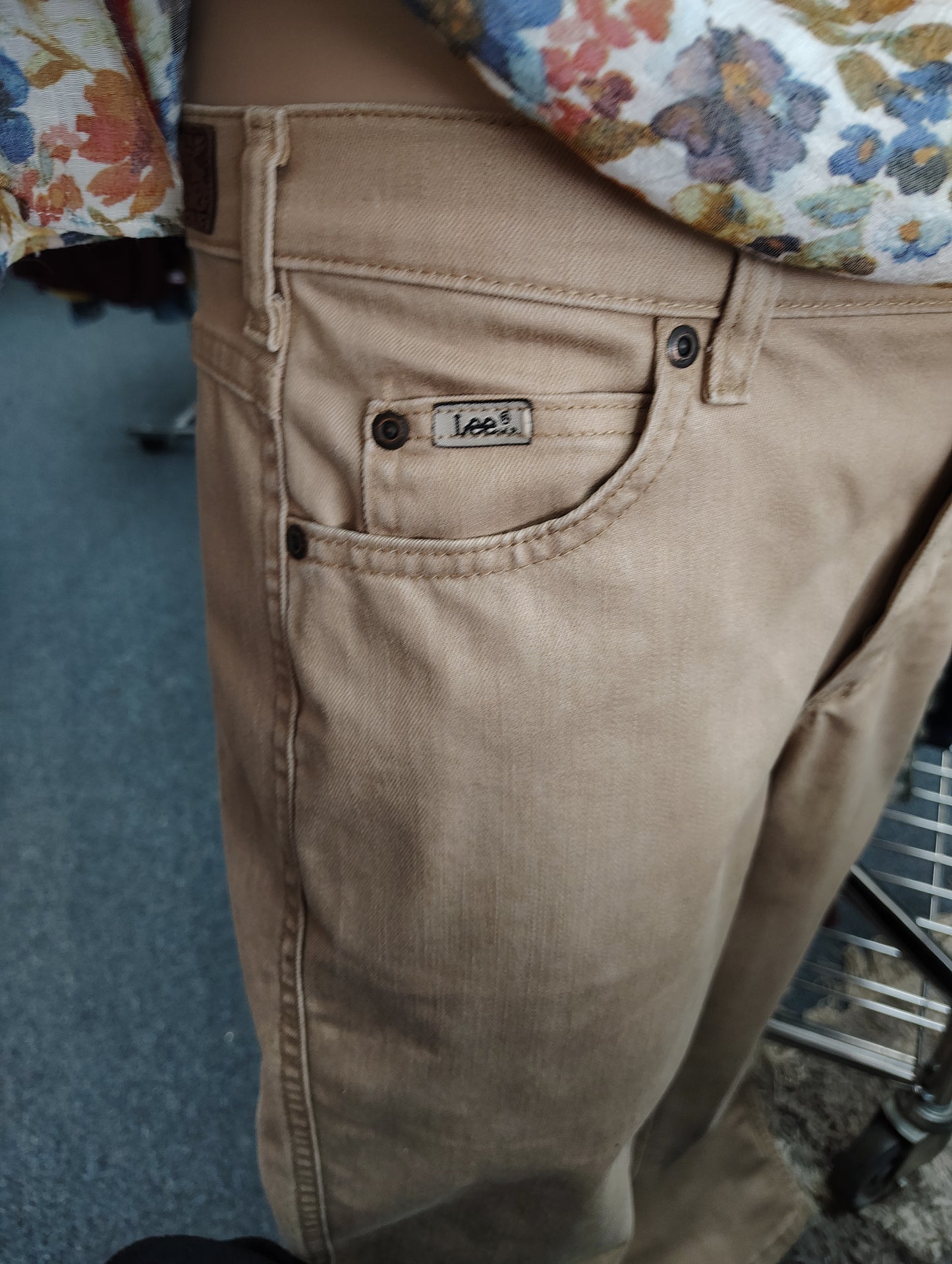 Lee relaxed straight leg tan jeans size 12