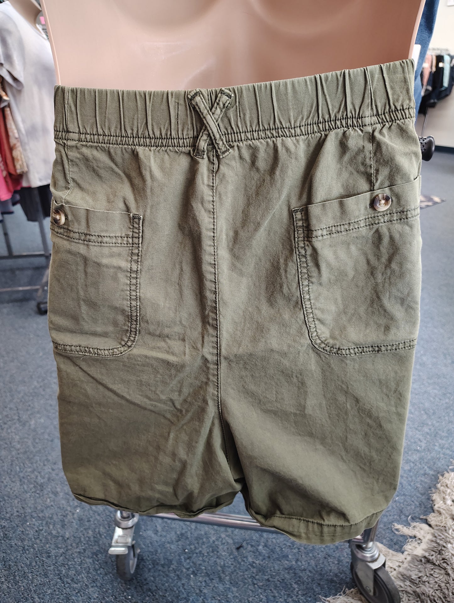 Sonoma green tie elastic waist shorts size 4x 26