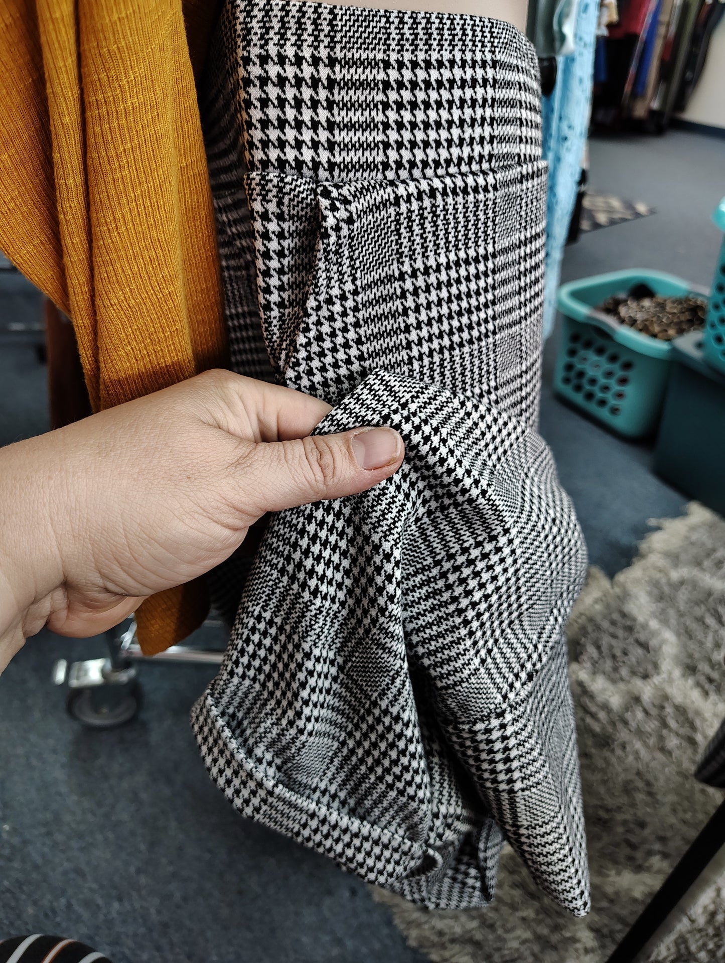 Terra & Sky pull on plaid dress pants size 4x