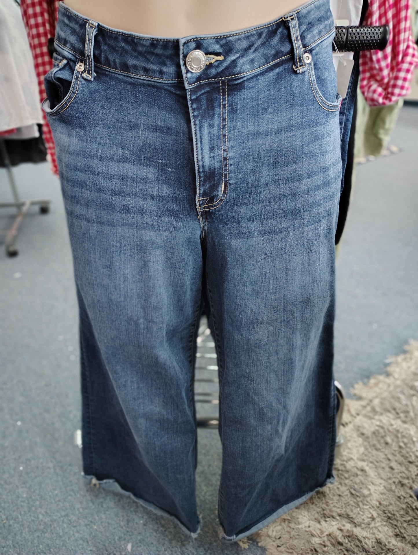 M jeans Maurices high rise wide leg crop jeans size 20w