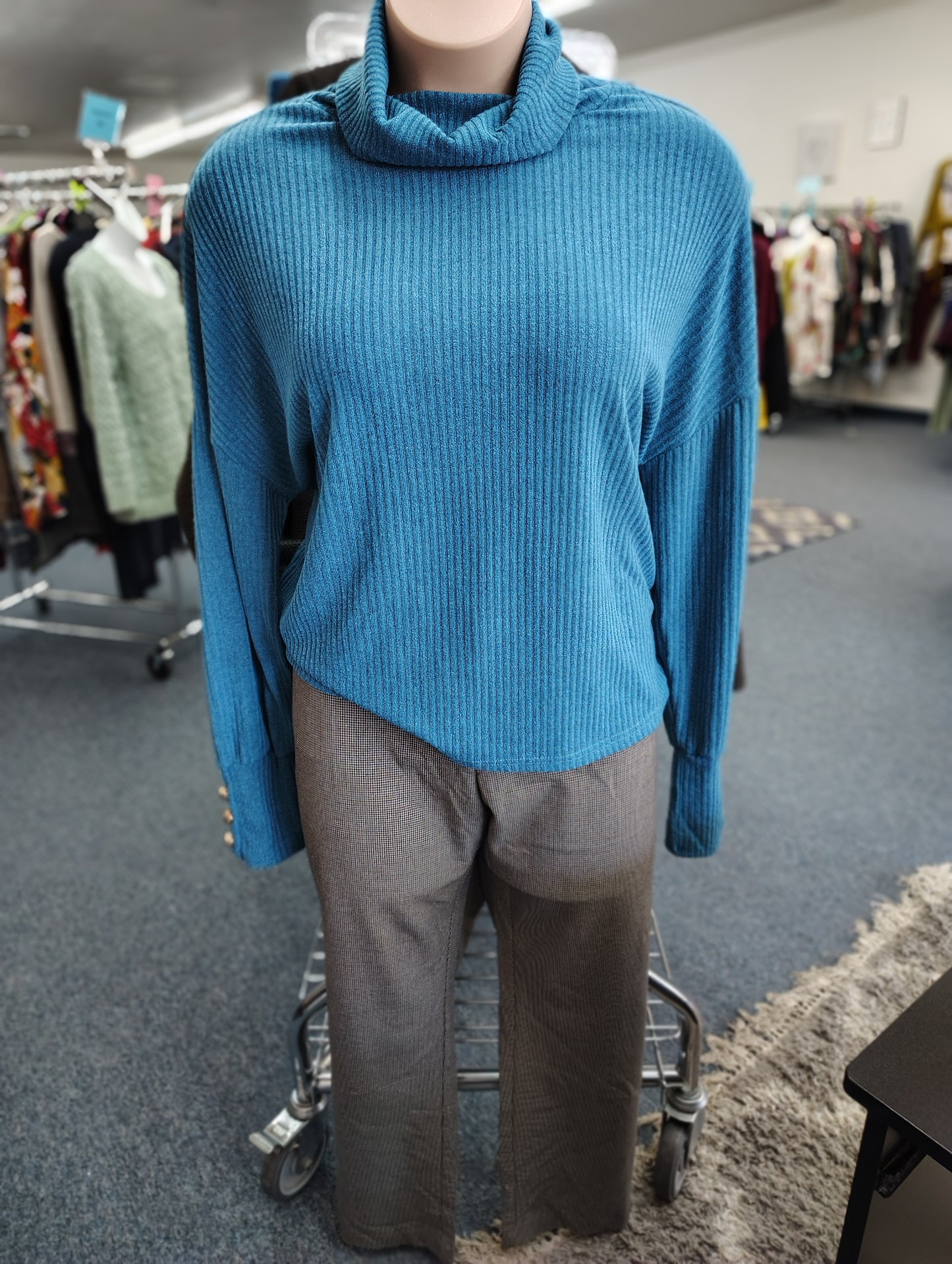 Blue cowl neck sweater size 3x
