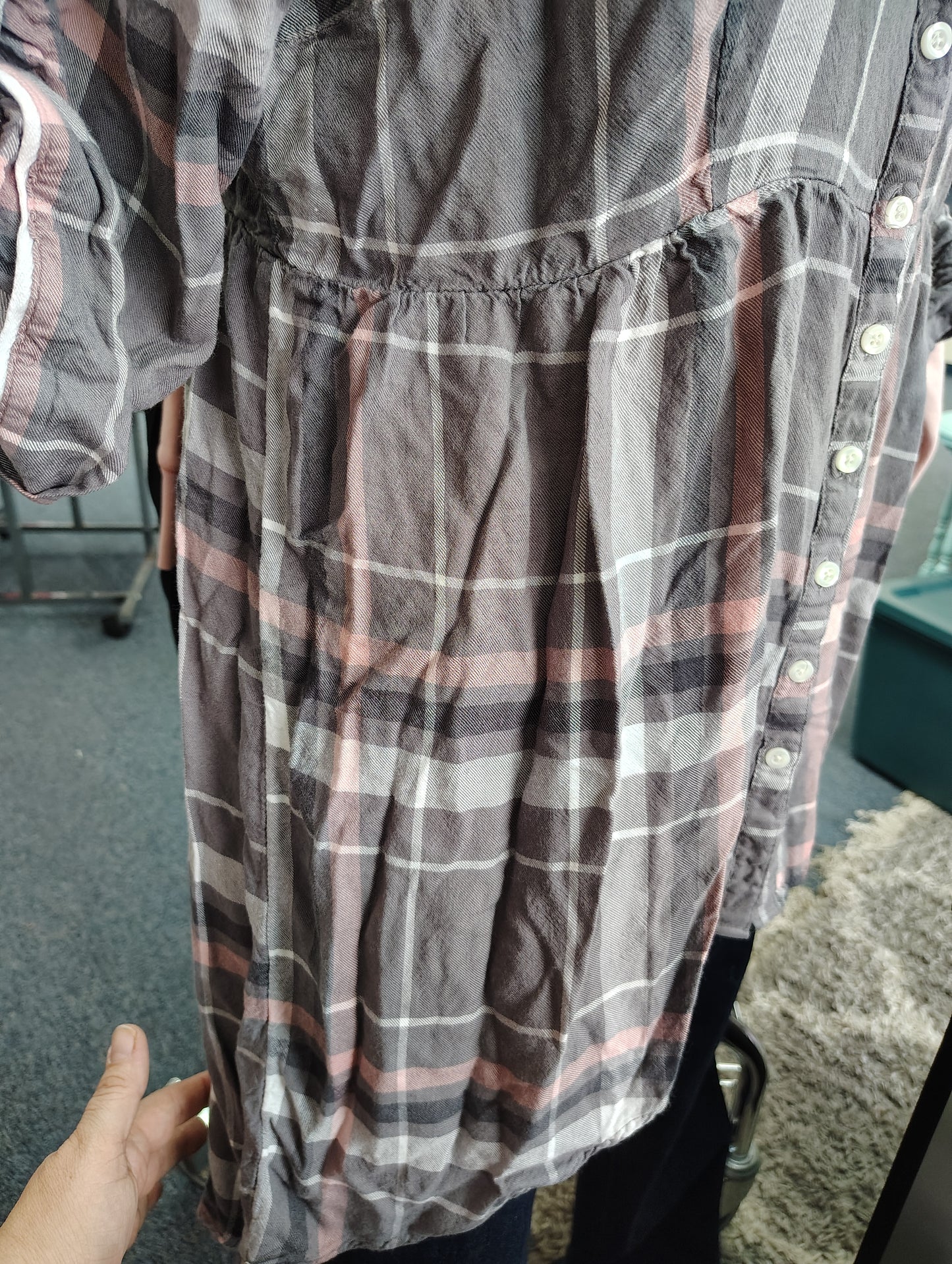 Torrid plaid hi-lo button front top size 2x