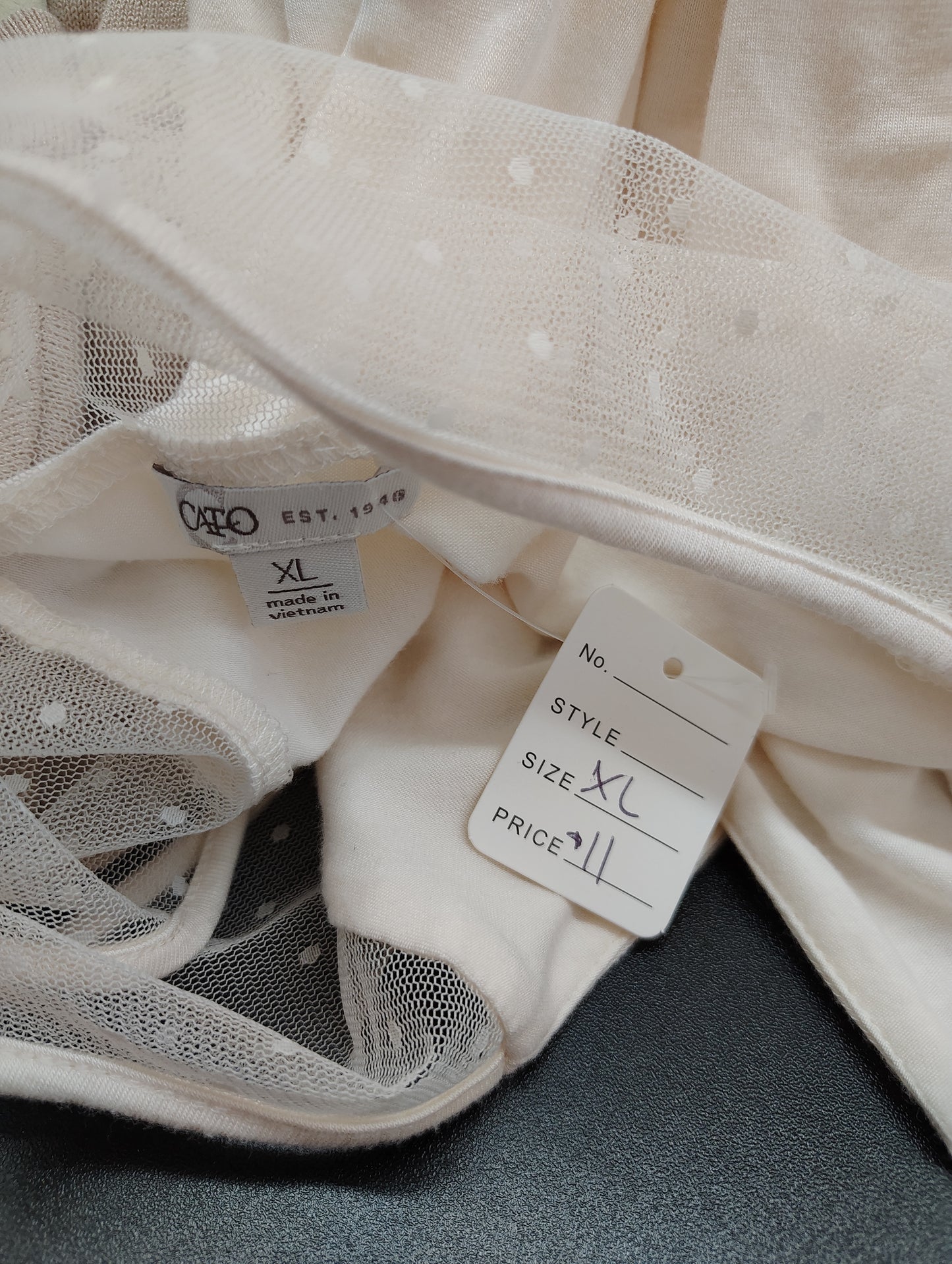 Cato off white layered tank top size xl
