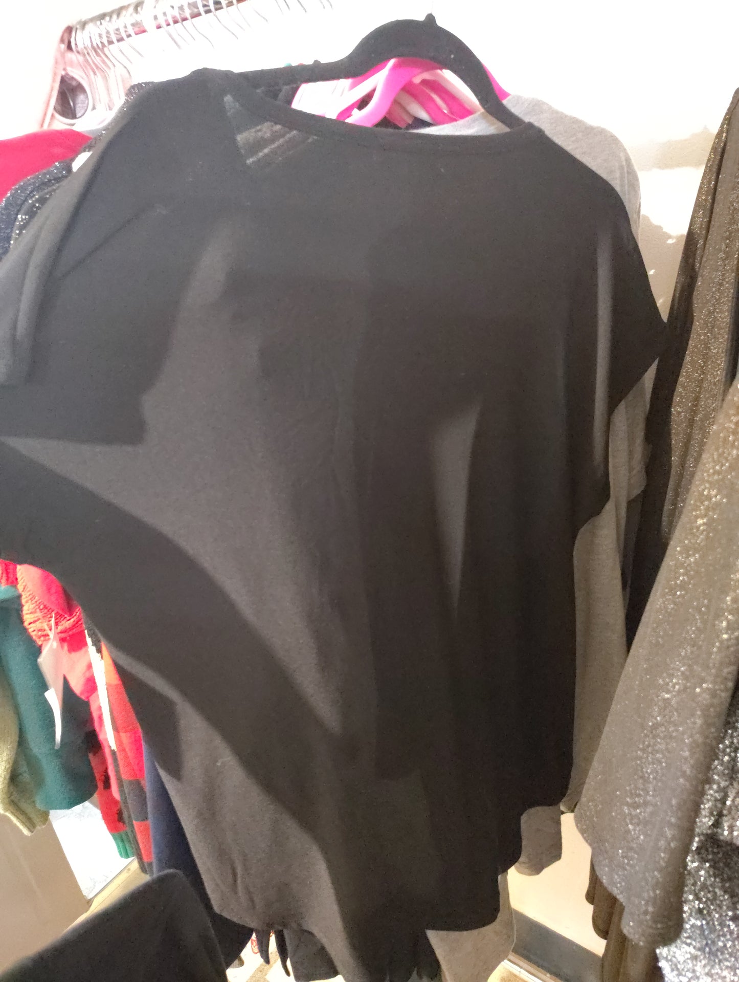 89th & Madison NWT black knit top with rhinestones size XL