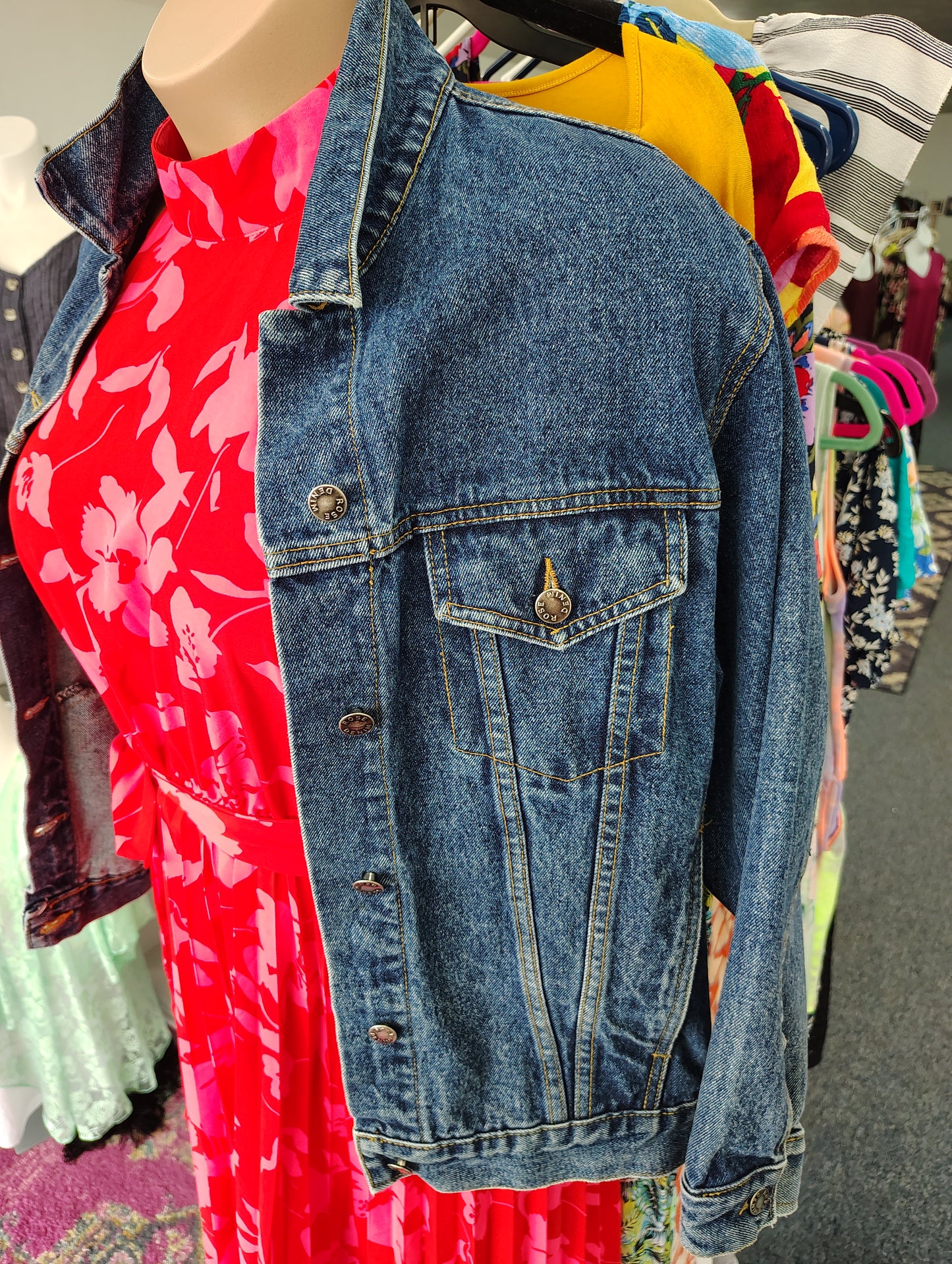 Rose denim jacket no stretch size xl/1x
