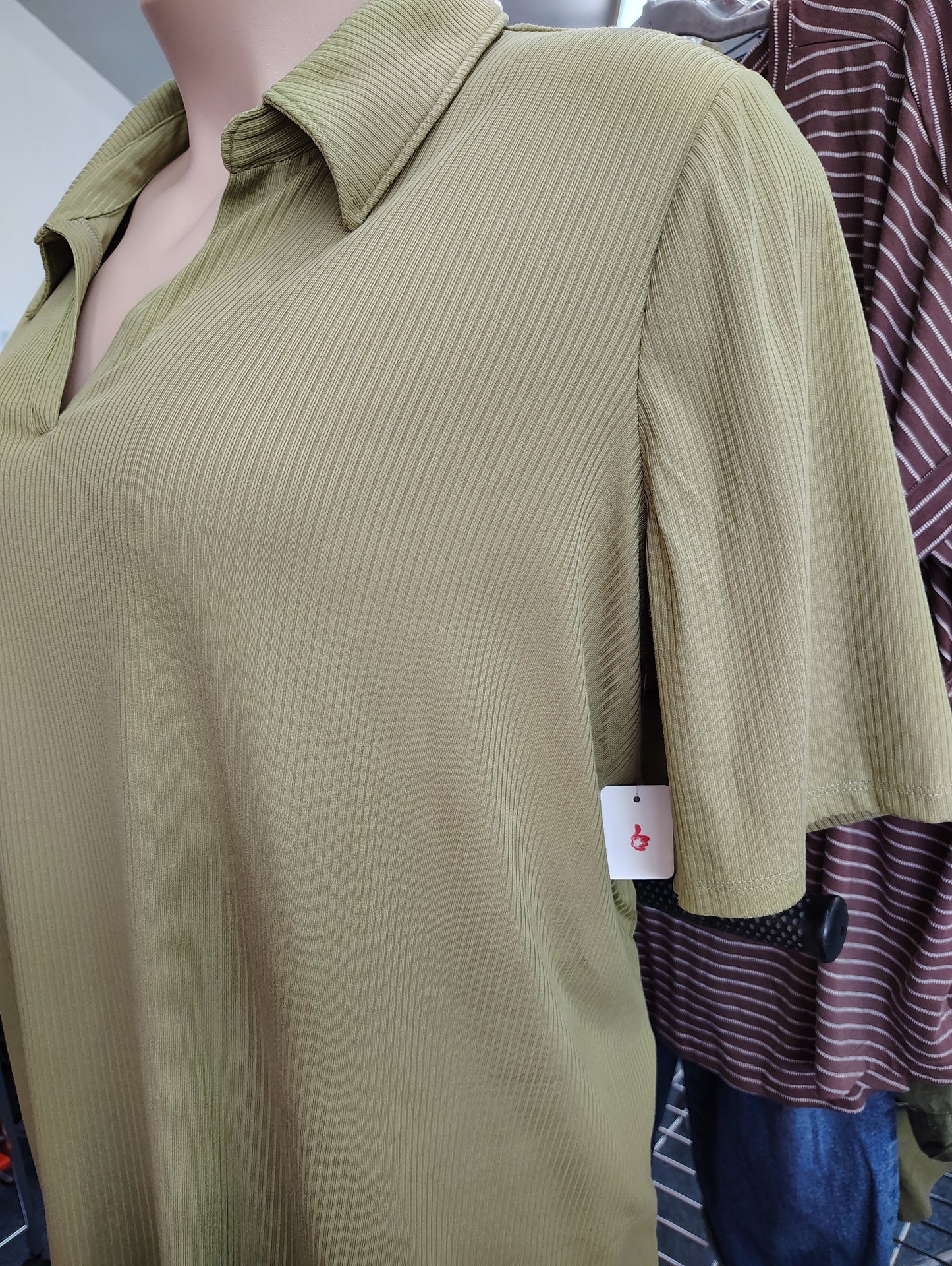 Lane Bryant green ribbed polo top size 4x