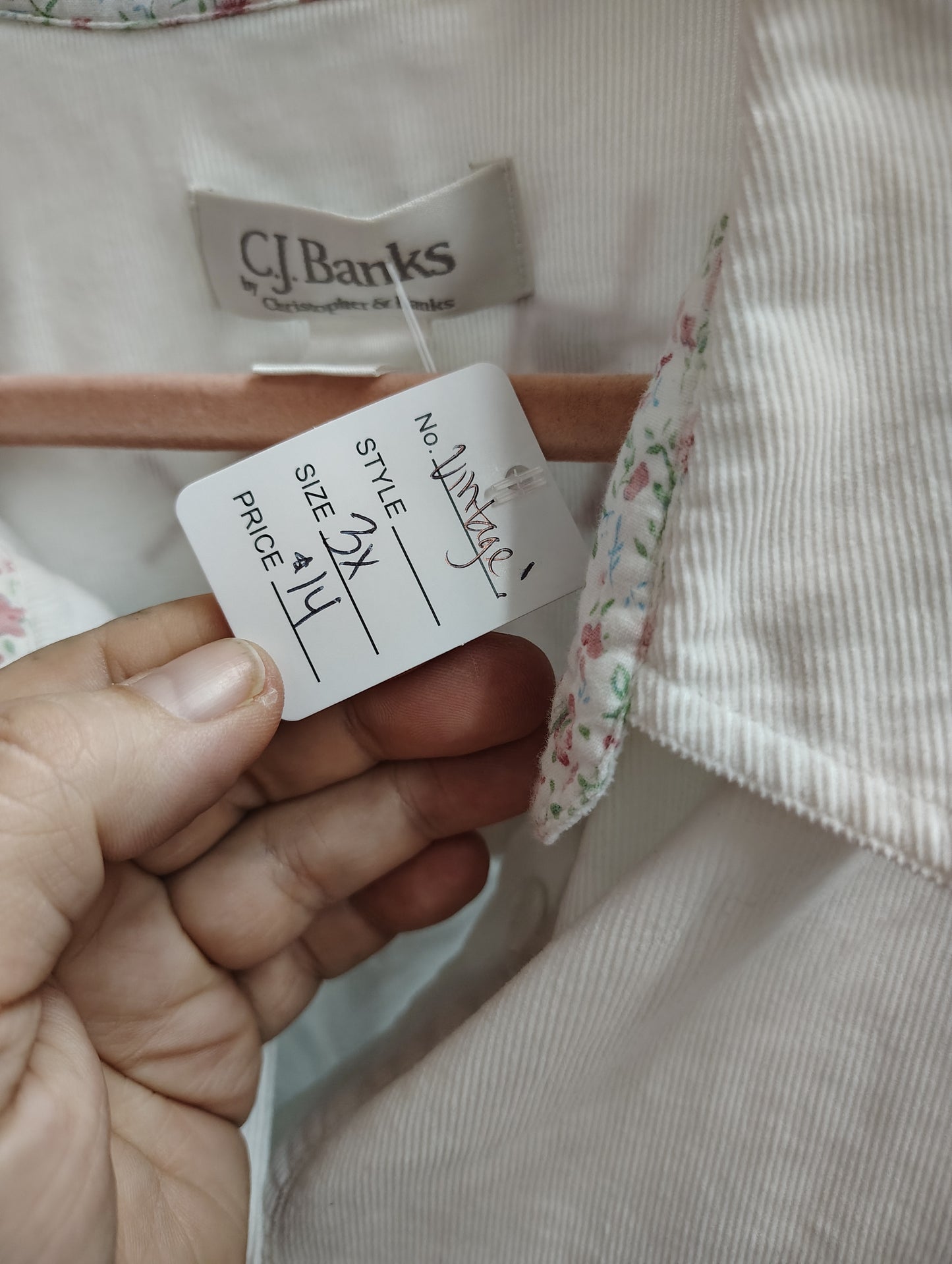 CJ Banks white corduroy button front top with embroidery size 3x