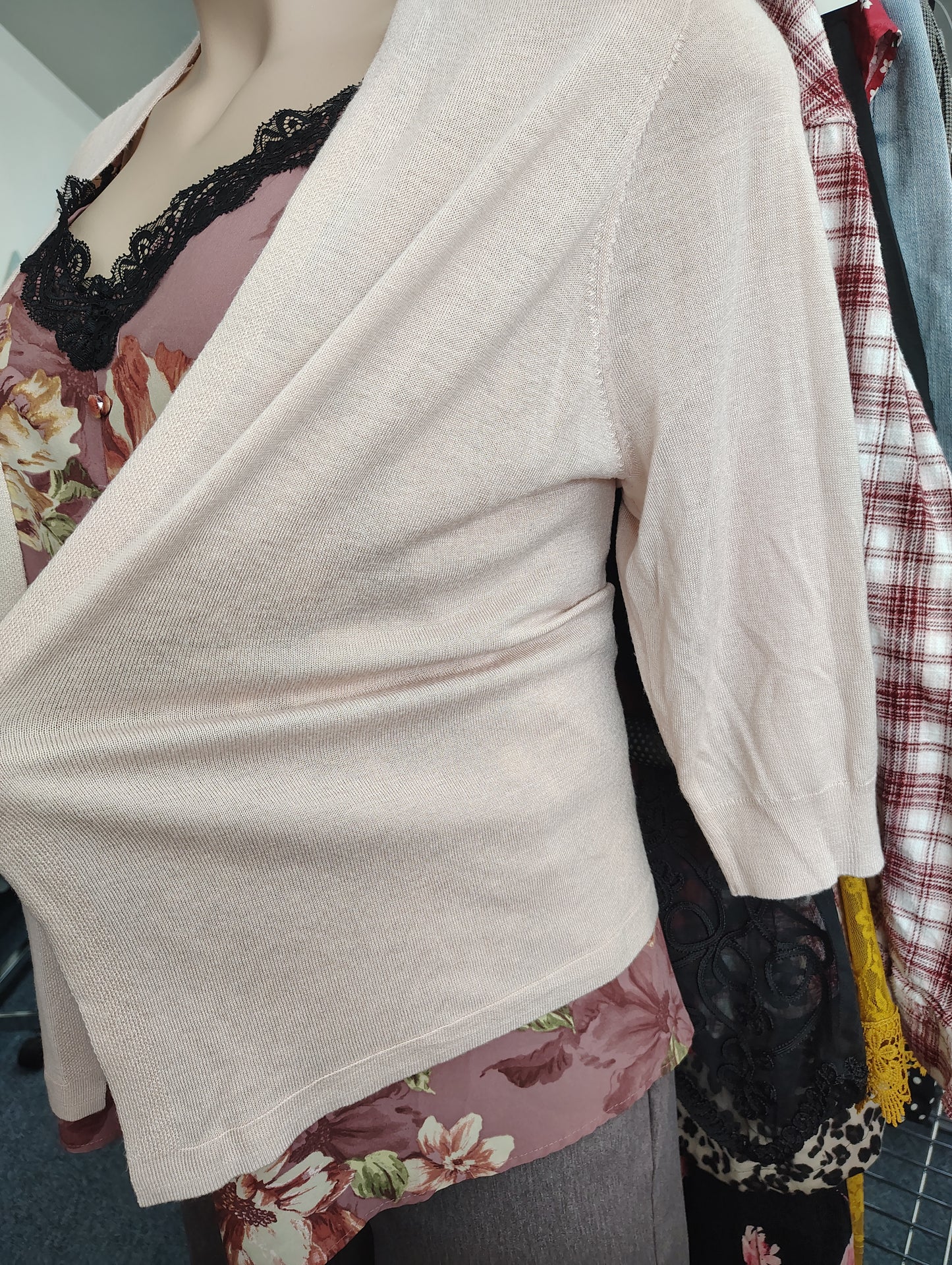 Worthington light pink lightweight cardigan size 1x