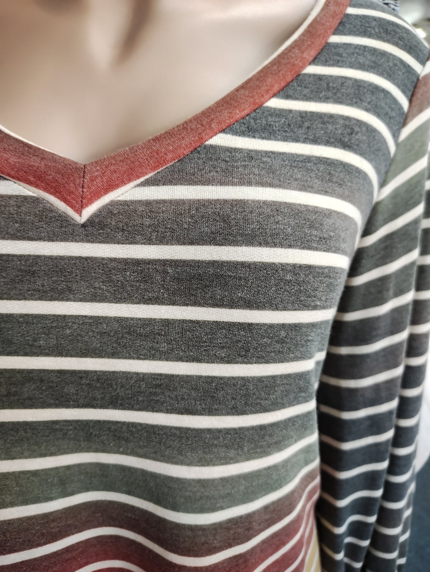 Andree by Unit striped soft top size 3x