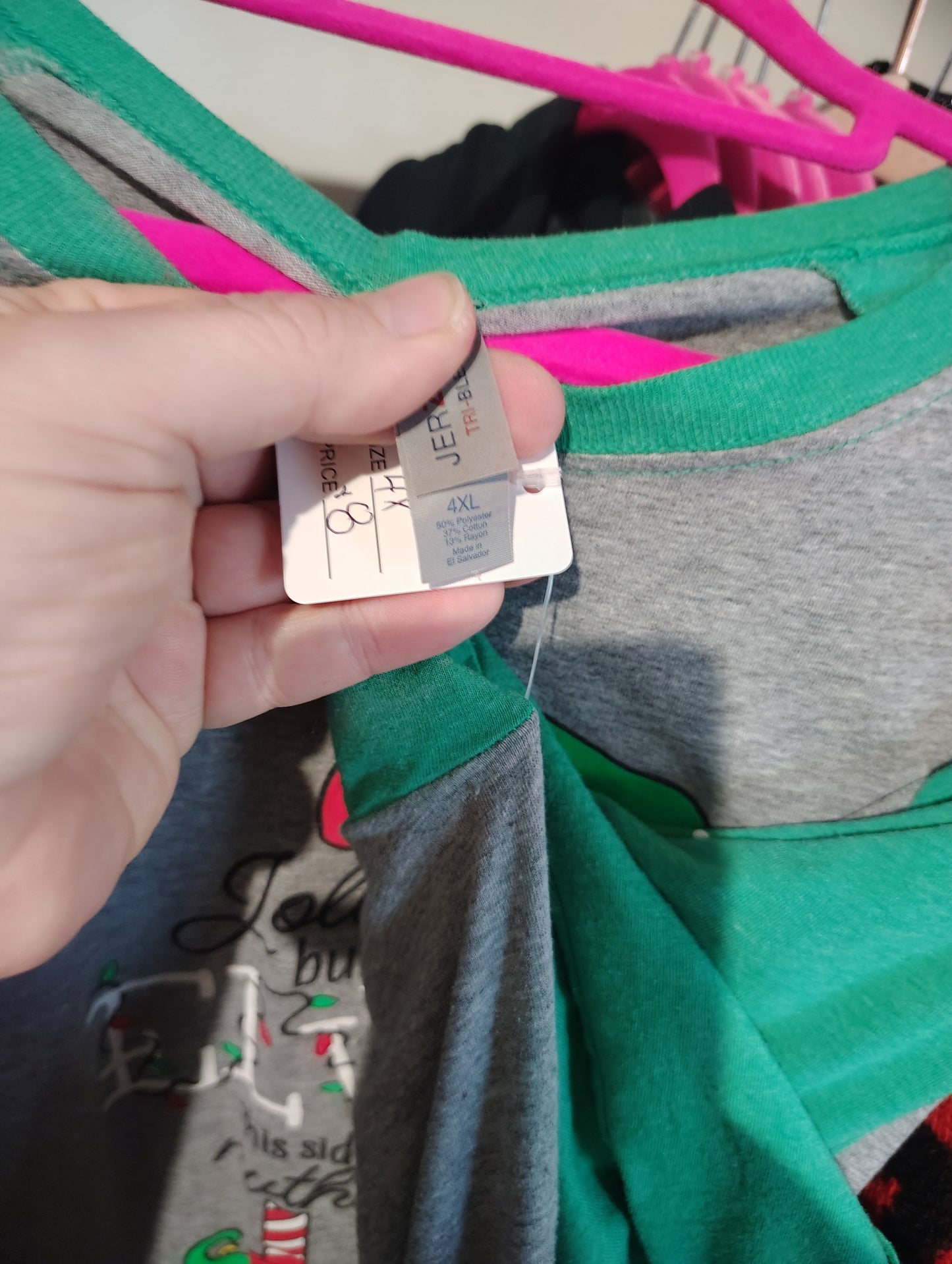 Jerzees raglan sleeve graphic tee Elves in the Nuthouse 4x