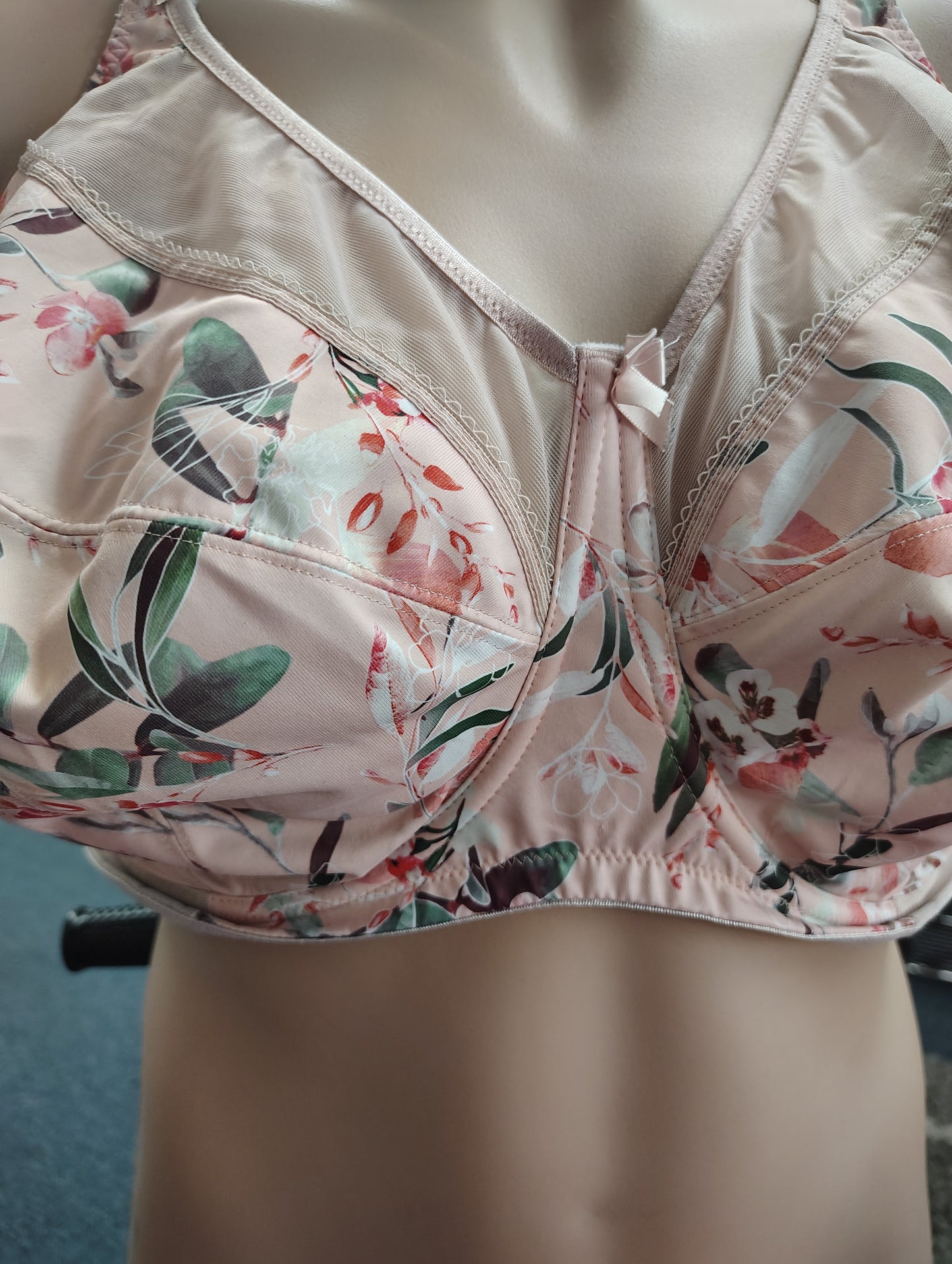 Goddess floral underwire full coverage bra size 40N