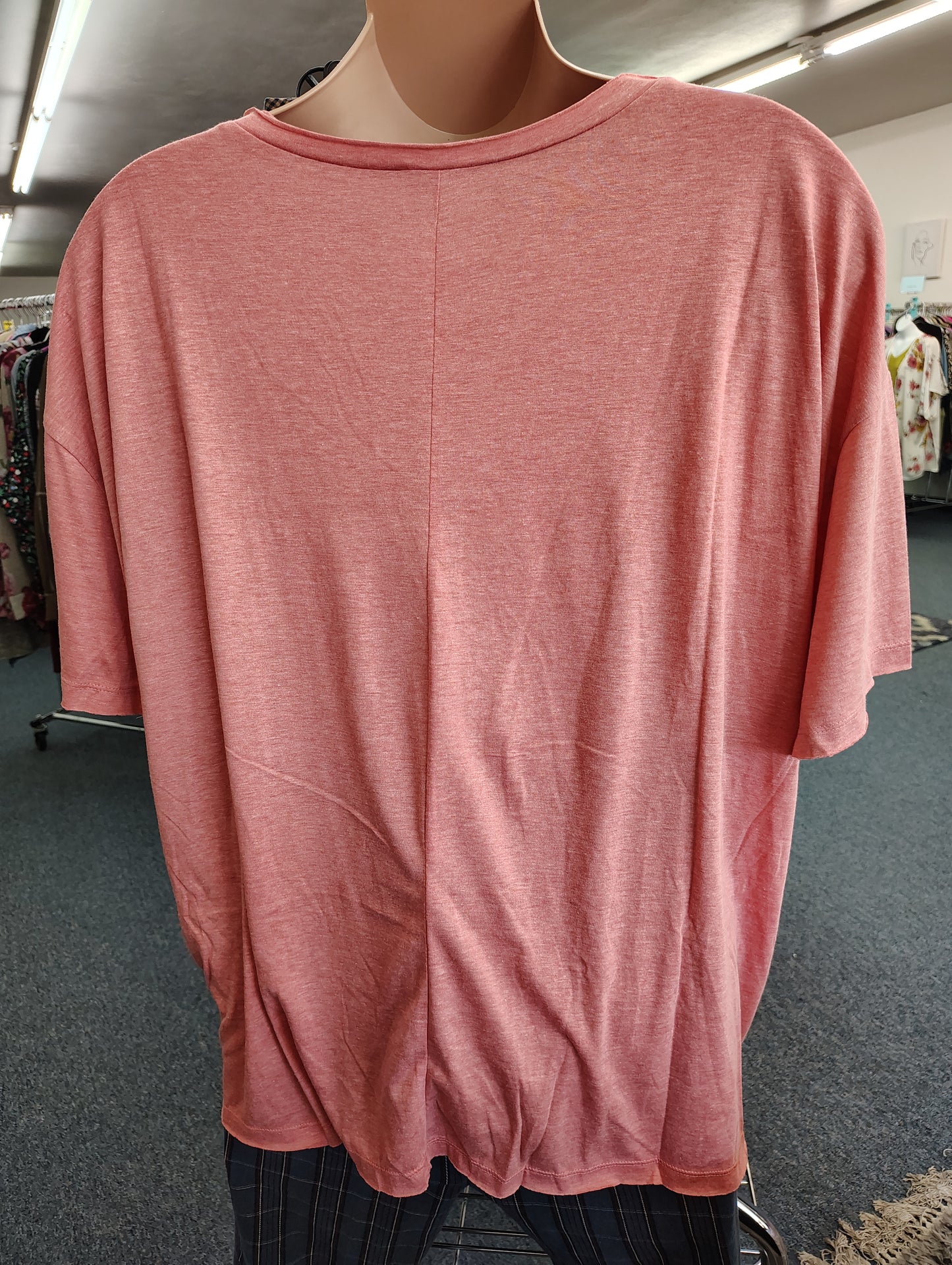 Zenana pocket basic tee size 1x oversized
