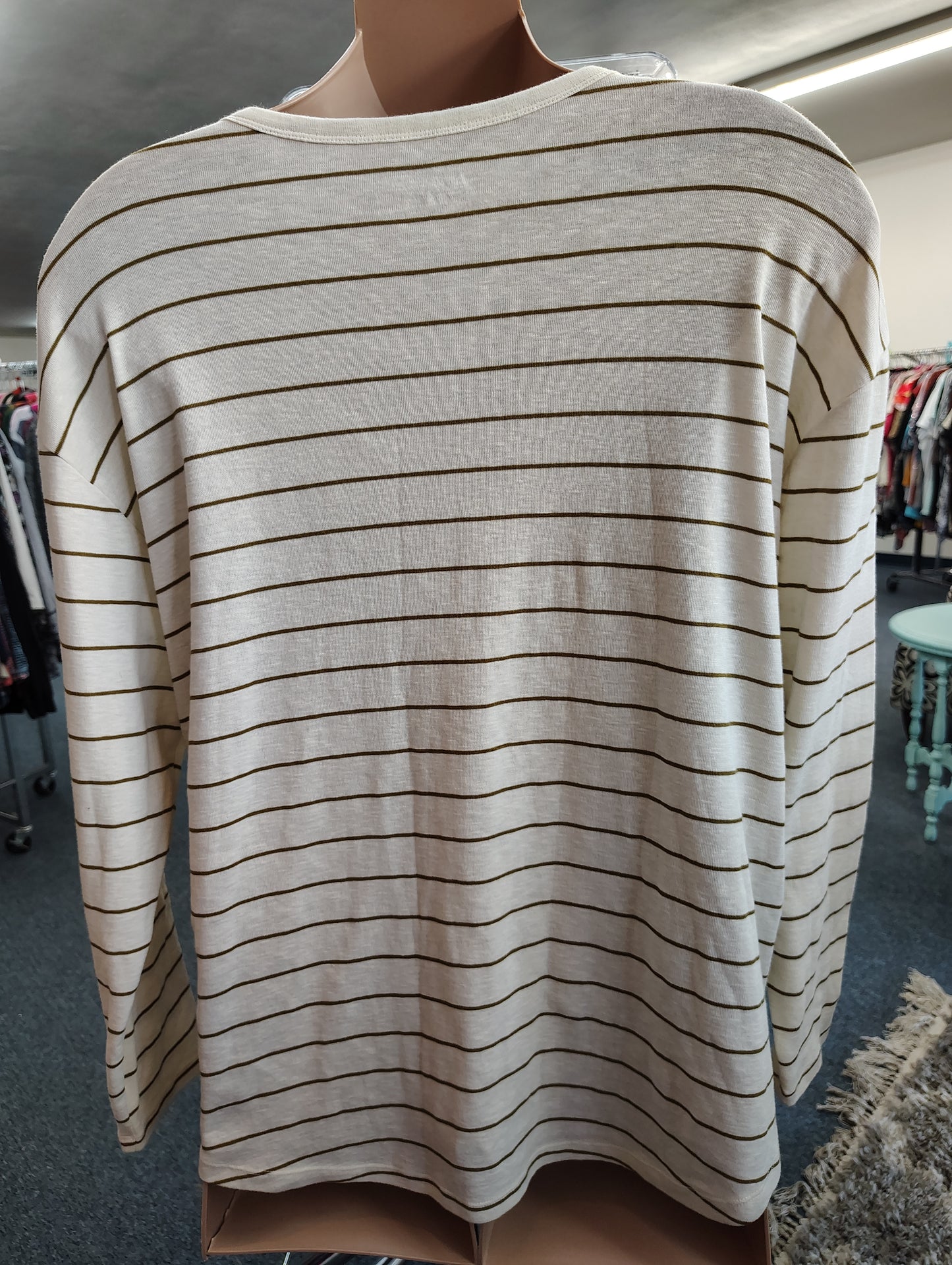 Ava & Viv cream striped long sleeve top size 2x