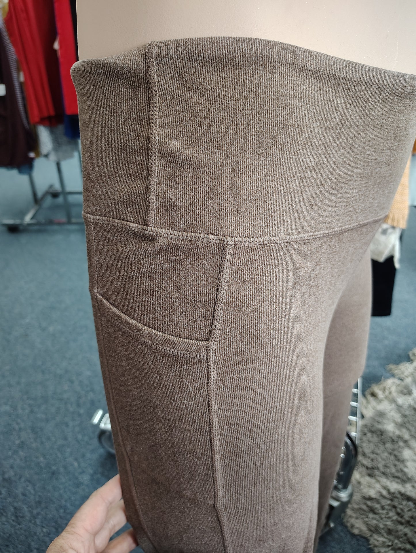 Mono B brown soft leggings with pockets size 1x