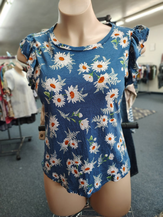 Maurices floral ruffle sleeve knit top size 0x