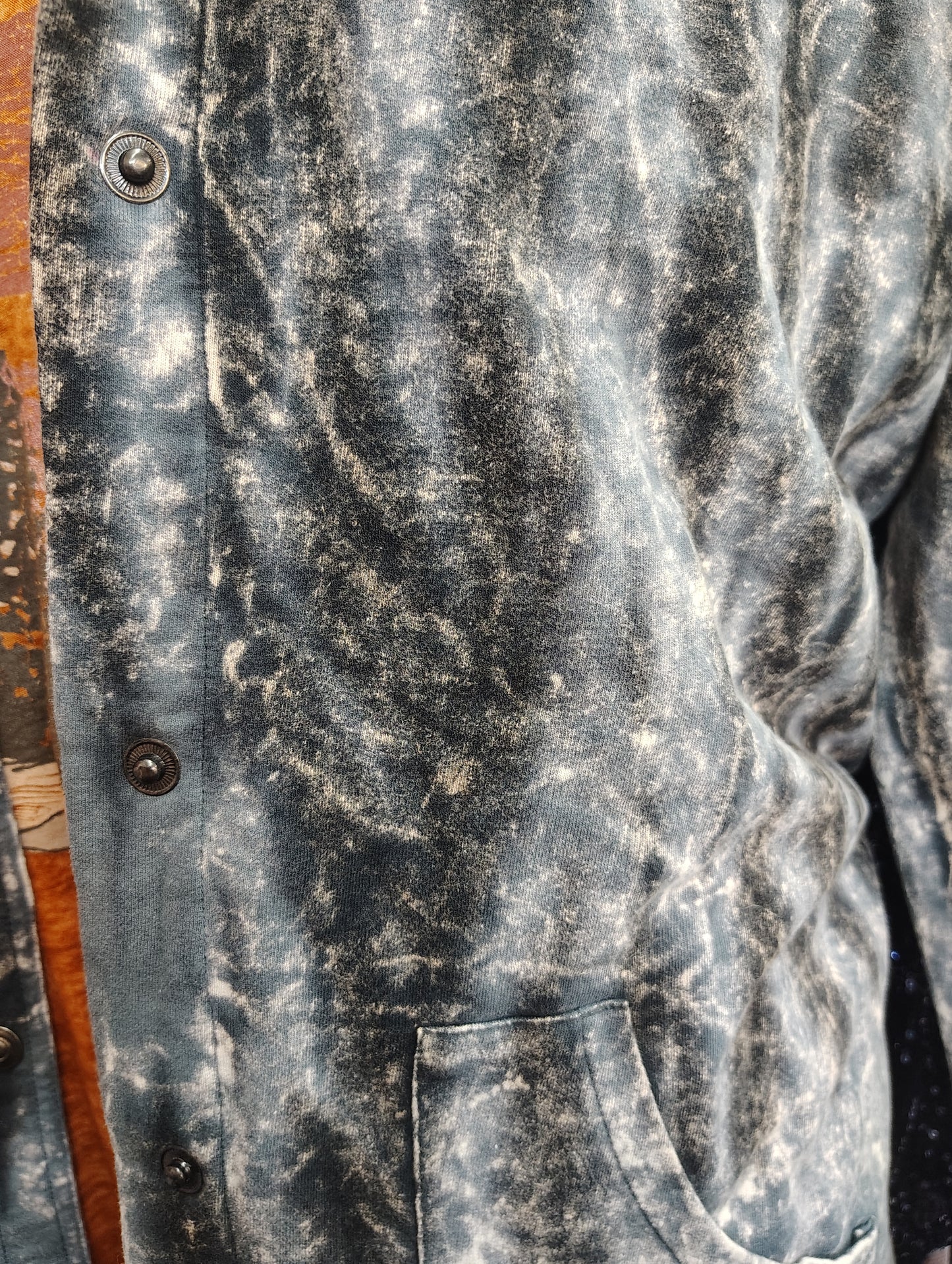Acid washed black shacket button front top size 3x