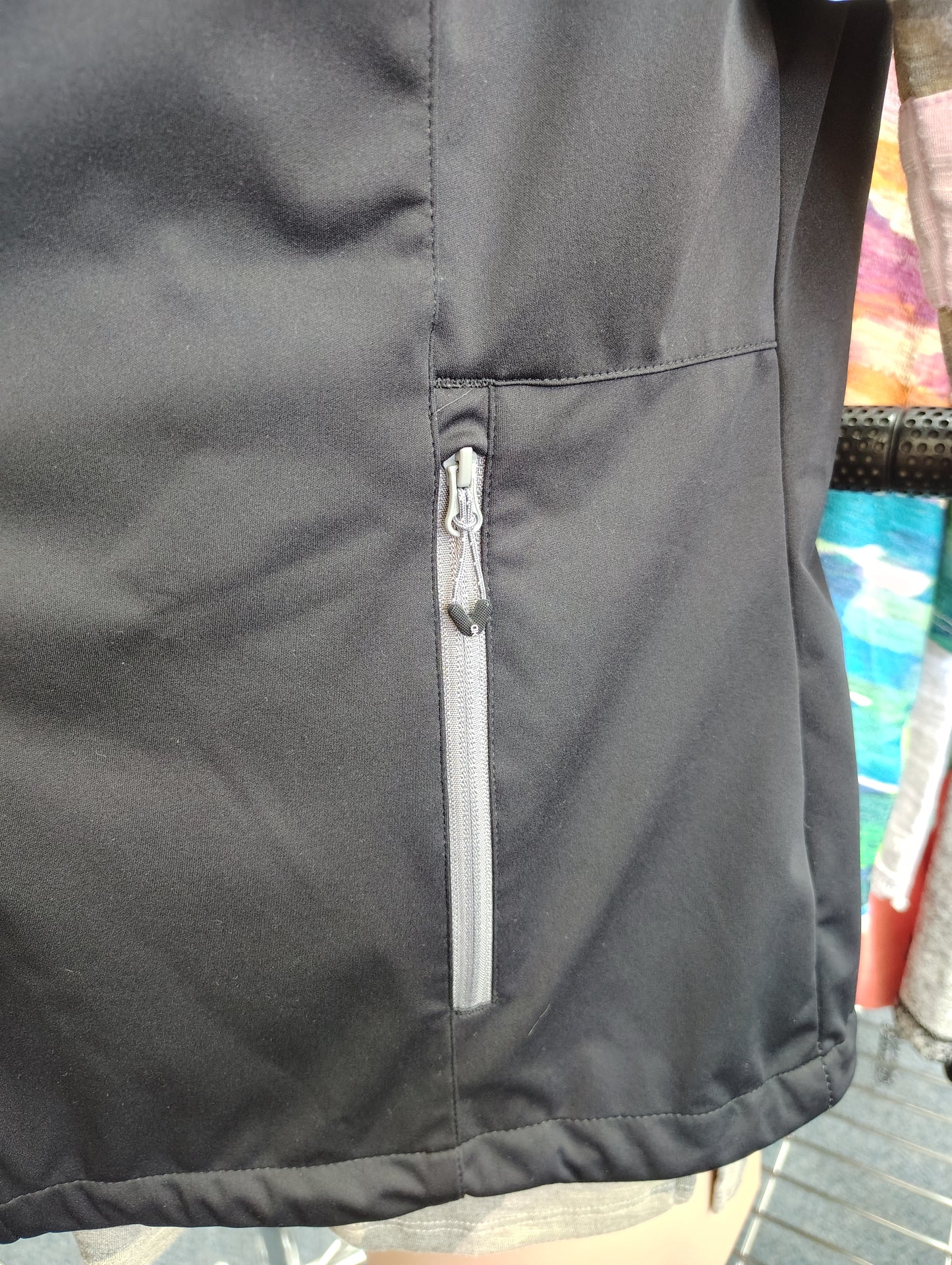 Little Donkey Andy NWT black vest size xl