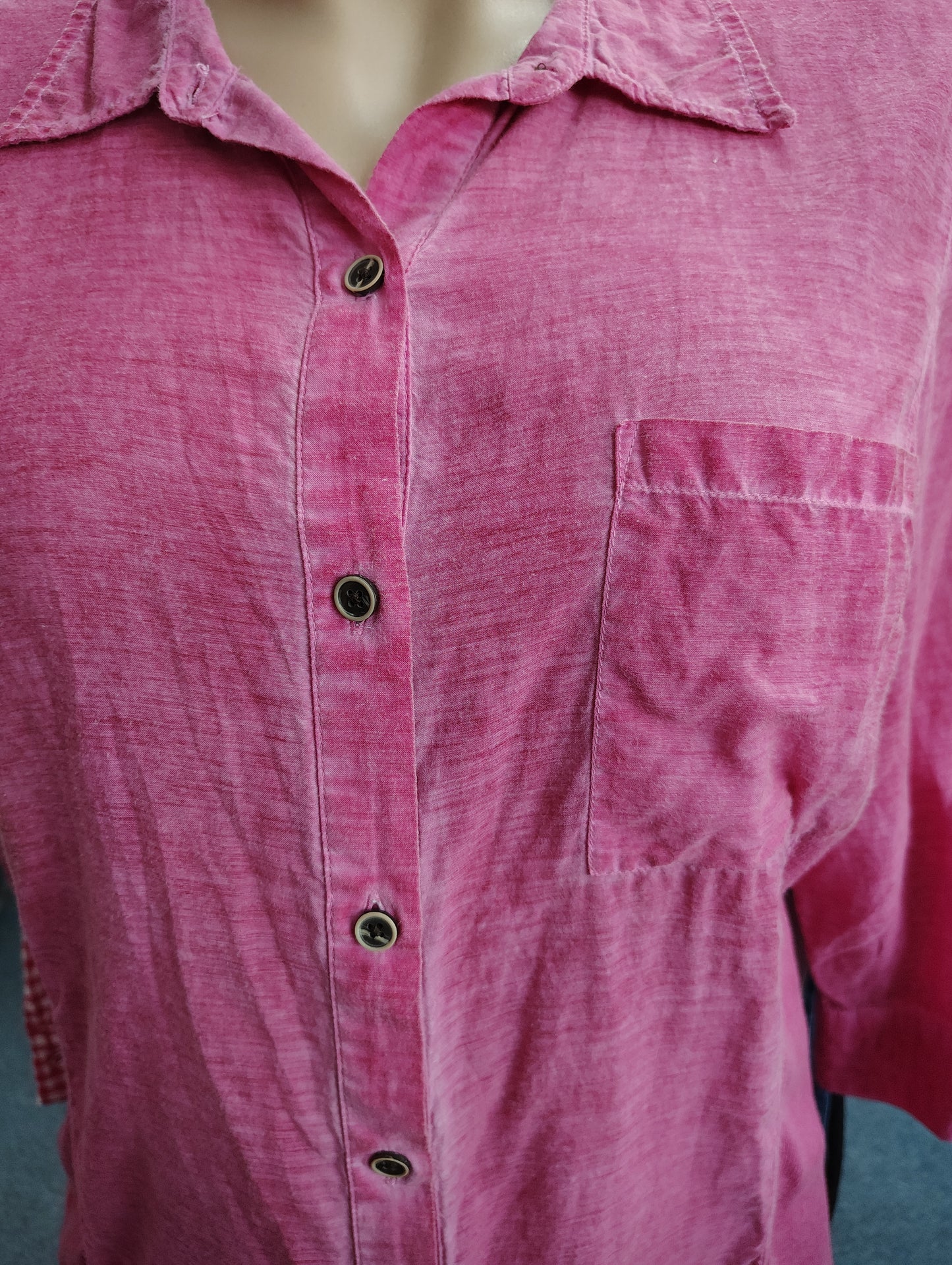 Style & Co pink button front top size 2x