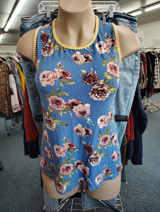 E Luna floral tank top size 3x