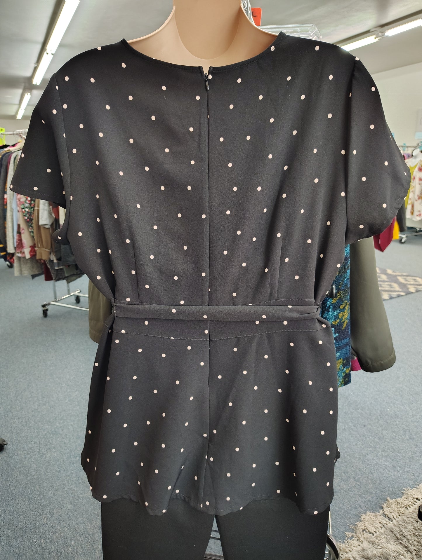 Lane Bryant black polka dot tunic top with belt size 20 2x