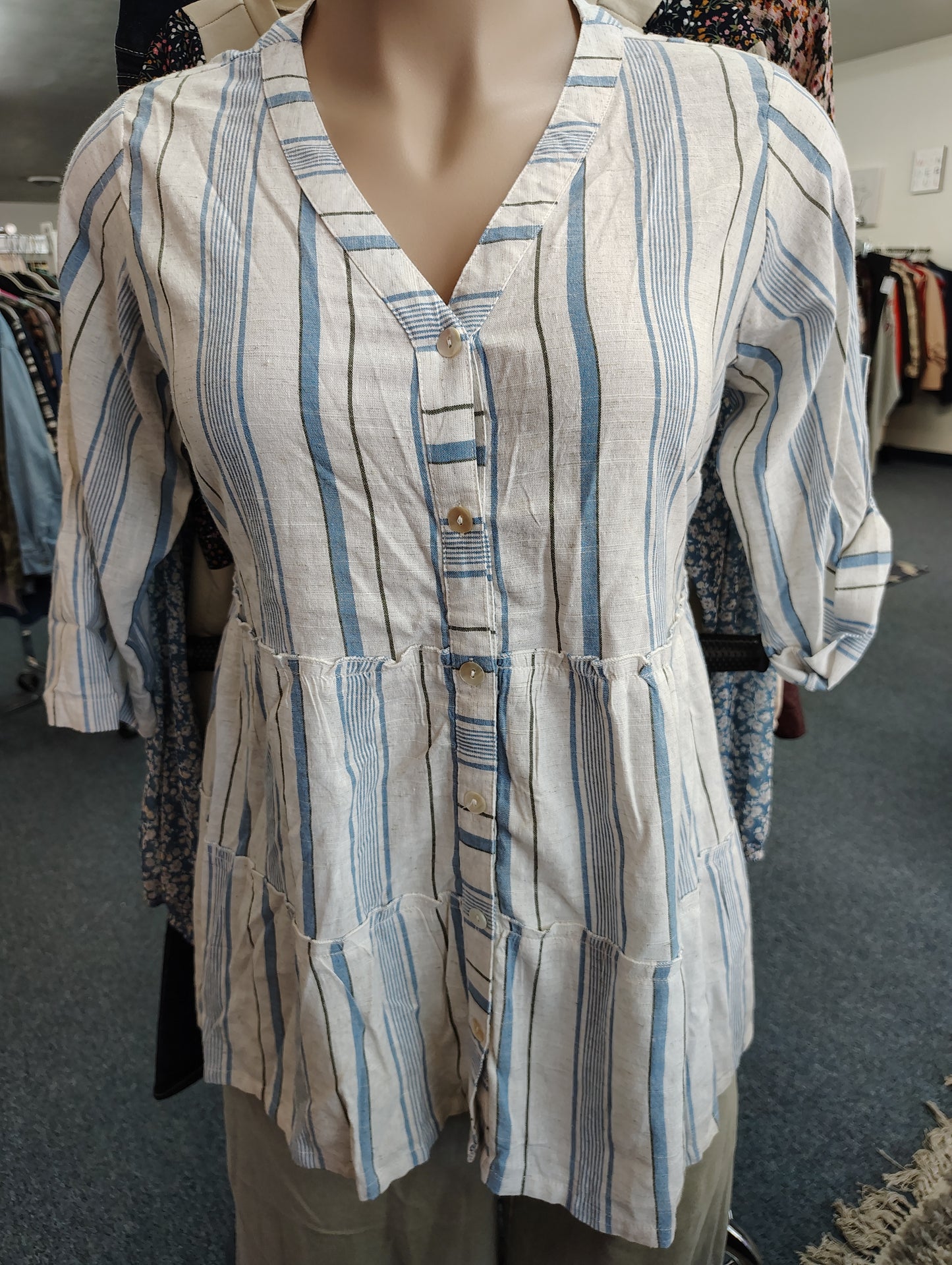 Club Z NWT tiered linen button front babydoll top size 1x