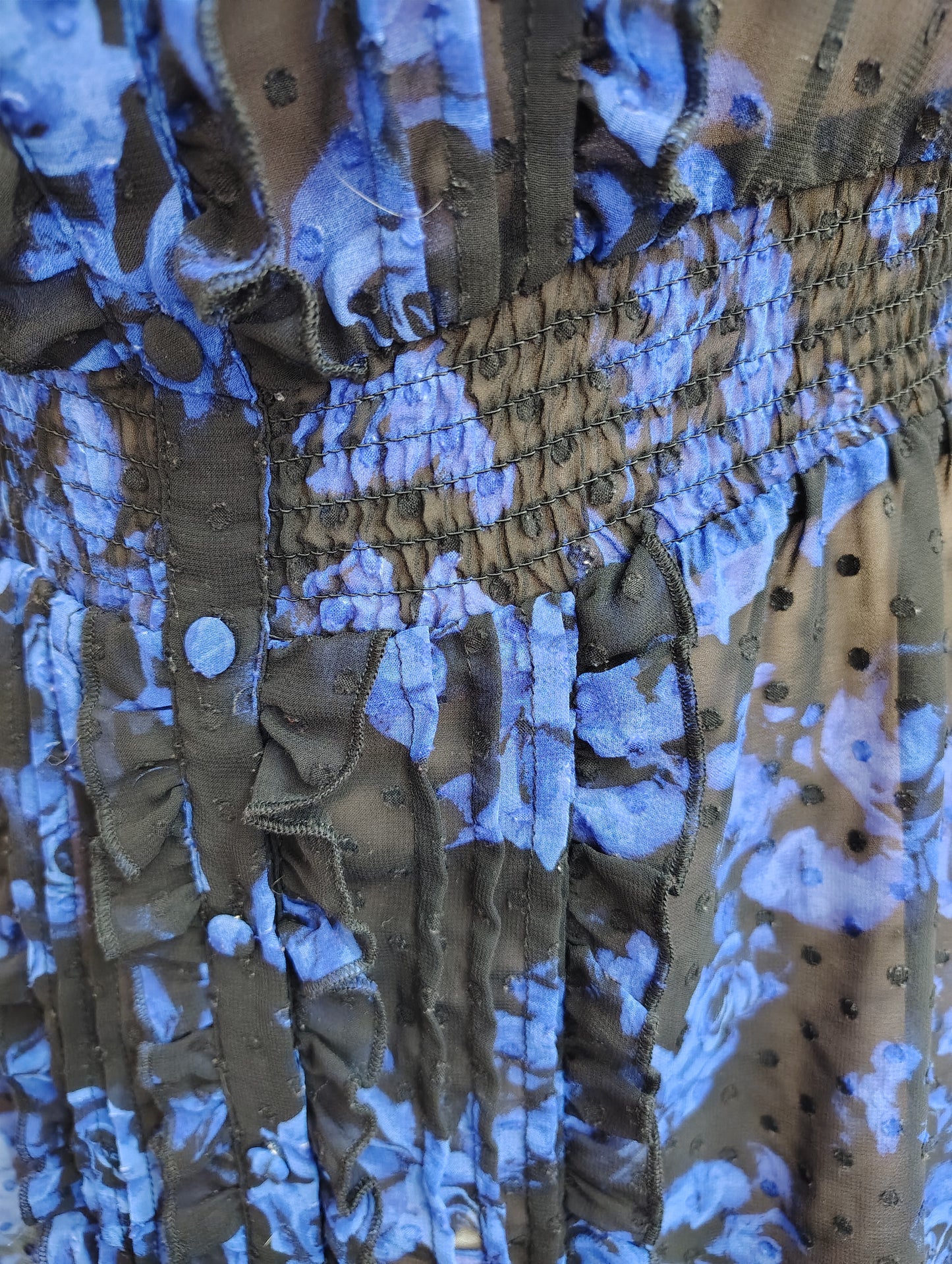 Torrid blue and black floral dressy top size 4x