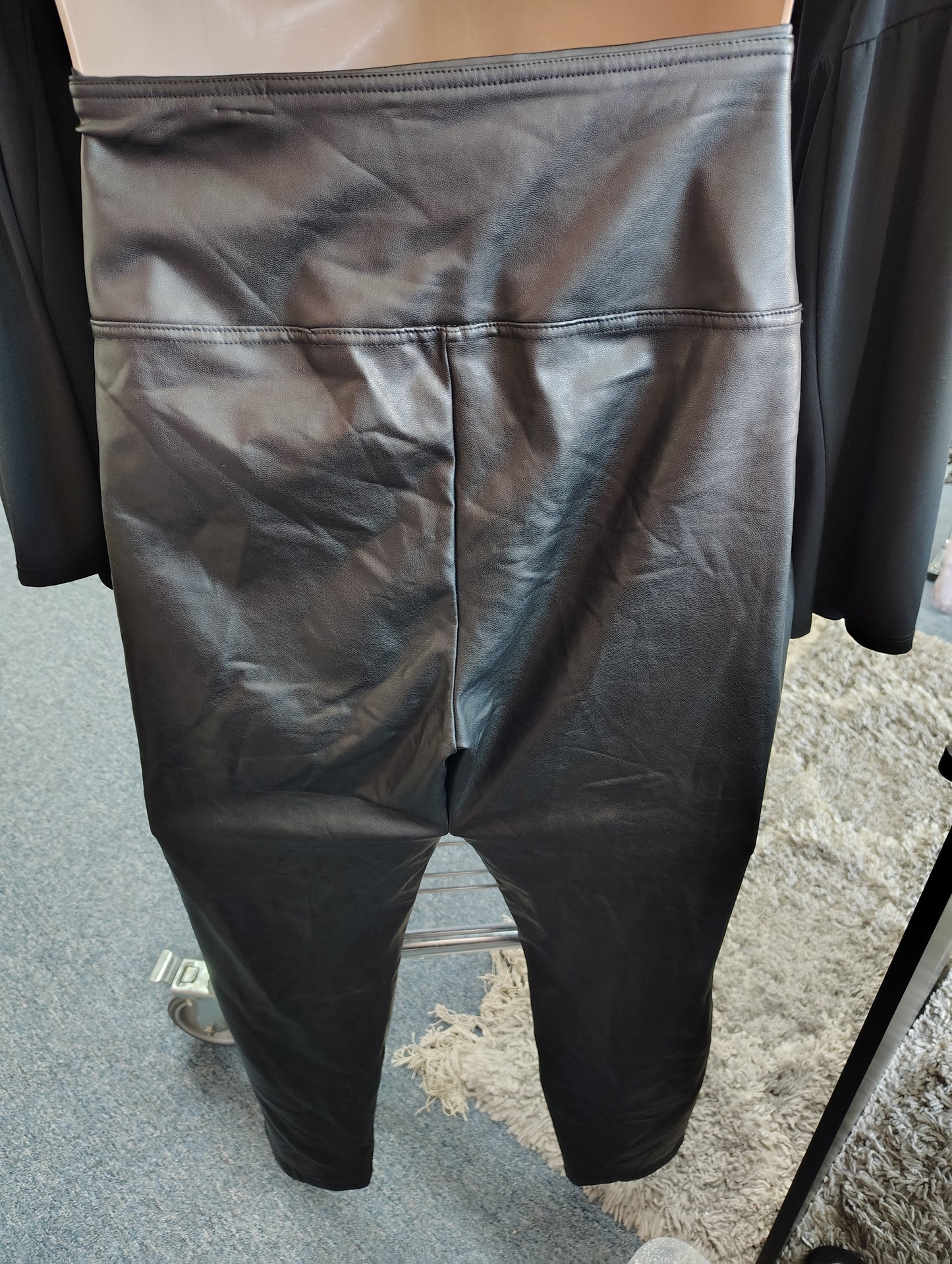 Dex black faux leather leggings size 1x