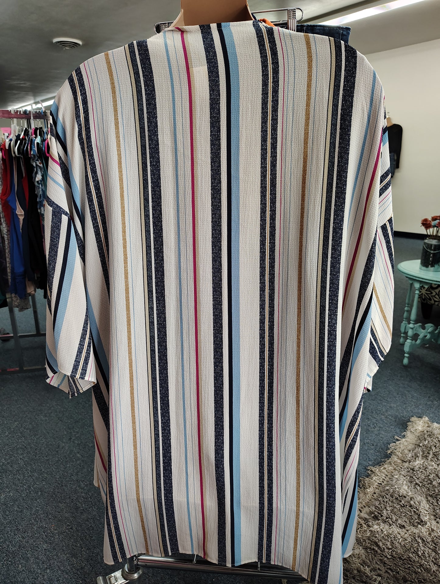 Haptics longer stripes kimono size 3x