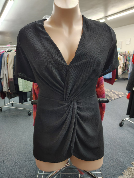 Torrid NWT black flyaway top size 3x