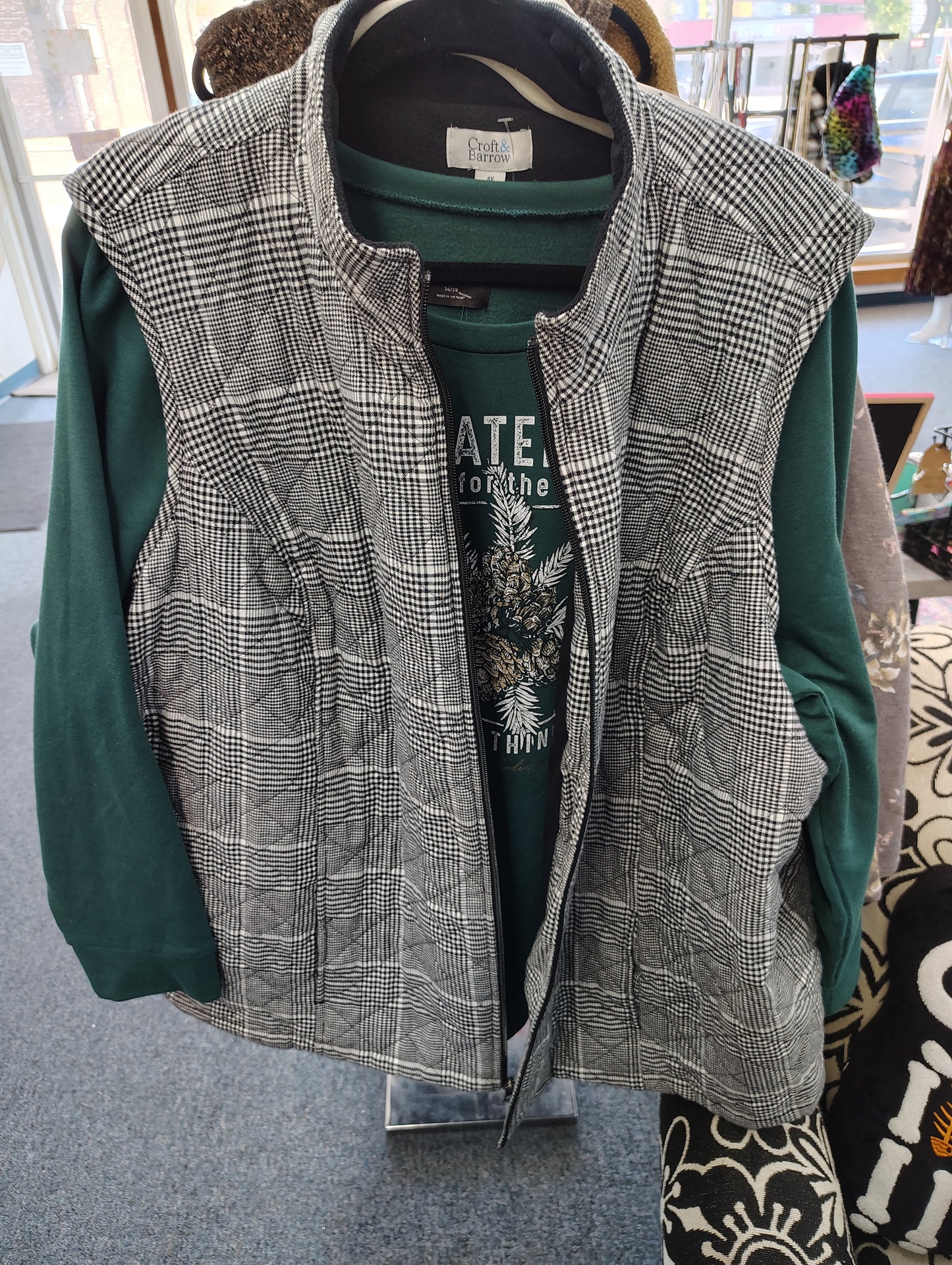 Croft & Barrow plaid vest size 4x