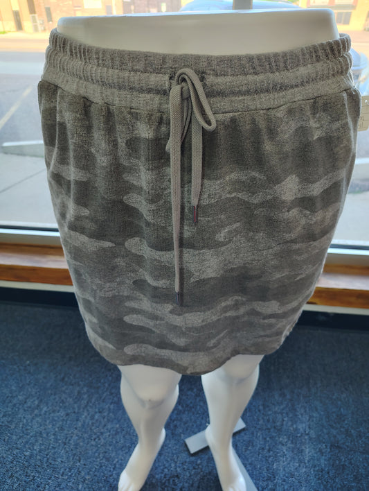 Maurices elastic waist camo skirt size xl