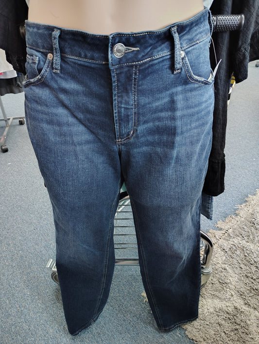 Silver denim jeans Suki straight style size 18